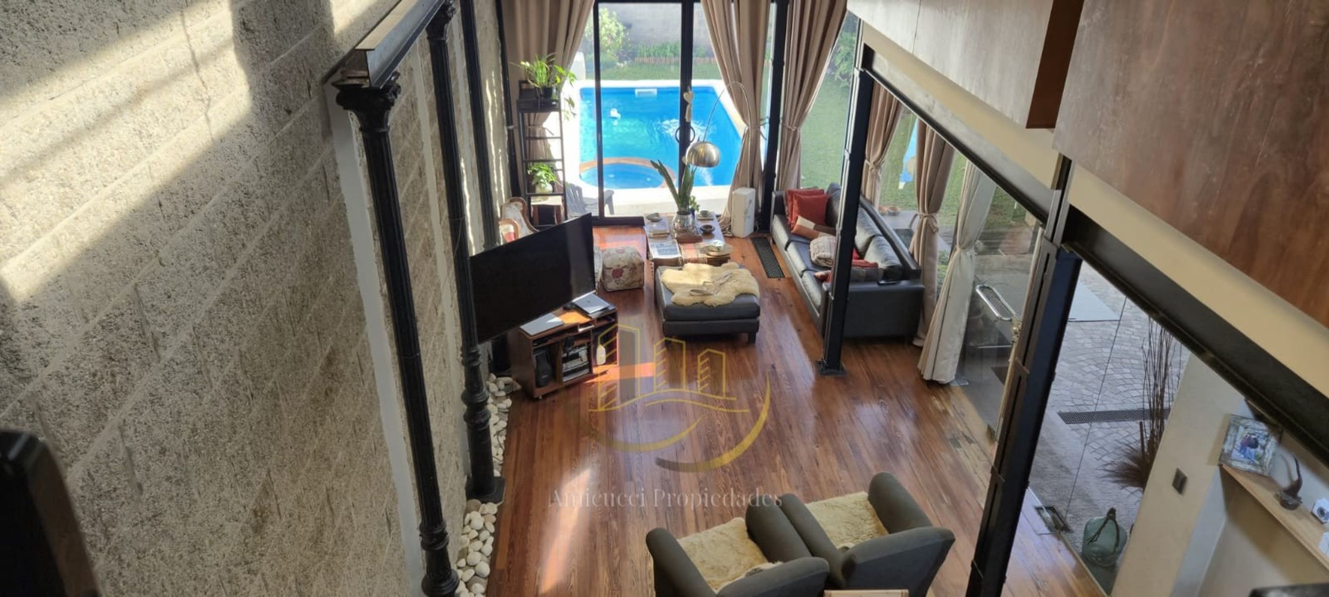 Casa En Venta En Villa Ballester Con Pileta Y Jardín — foto 3