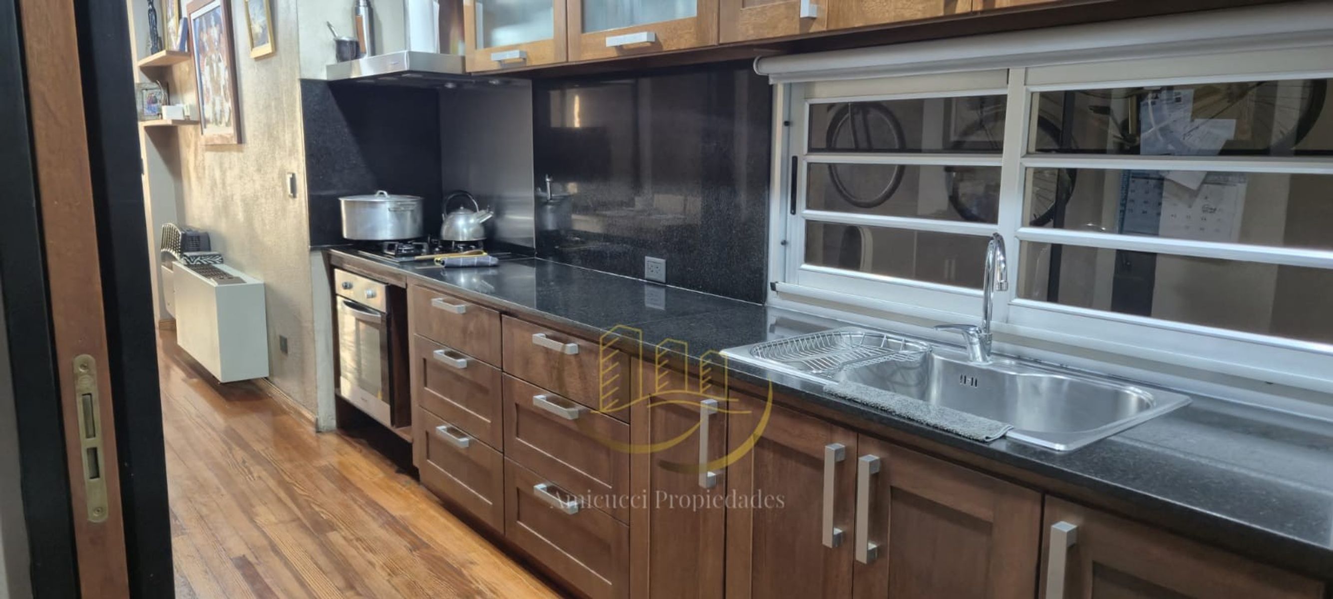 Casa En Venta En Villa Ballester Con Pileta Y Jardín — foto 8