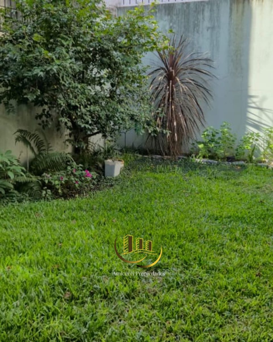 Venta Casa 5 Ambientes. Zona San Martin Centro — foto 2