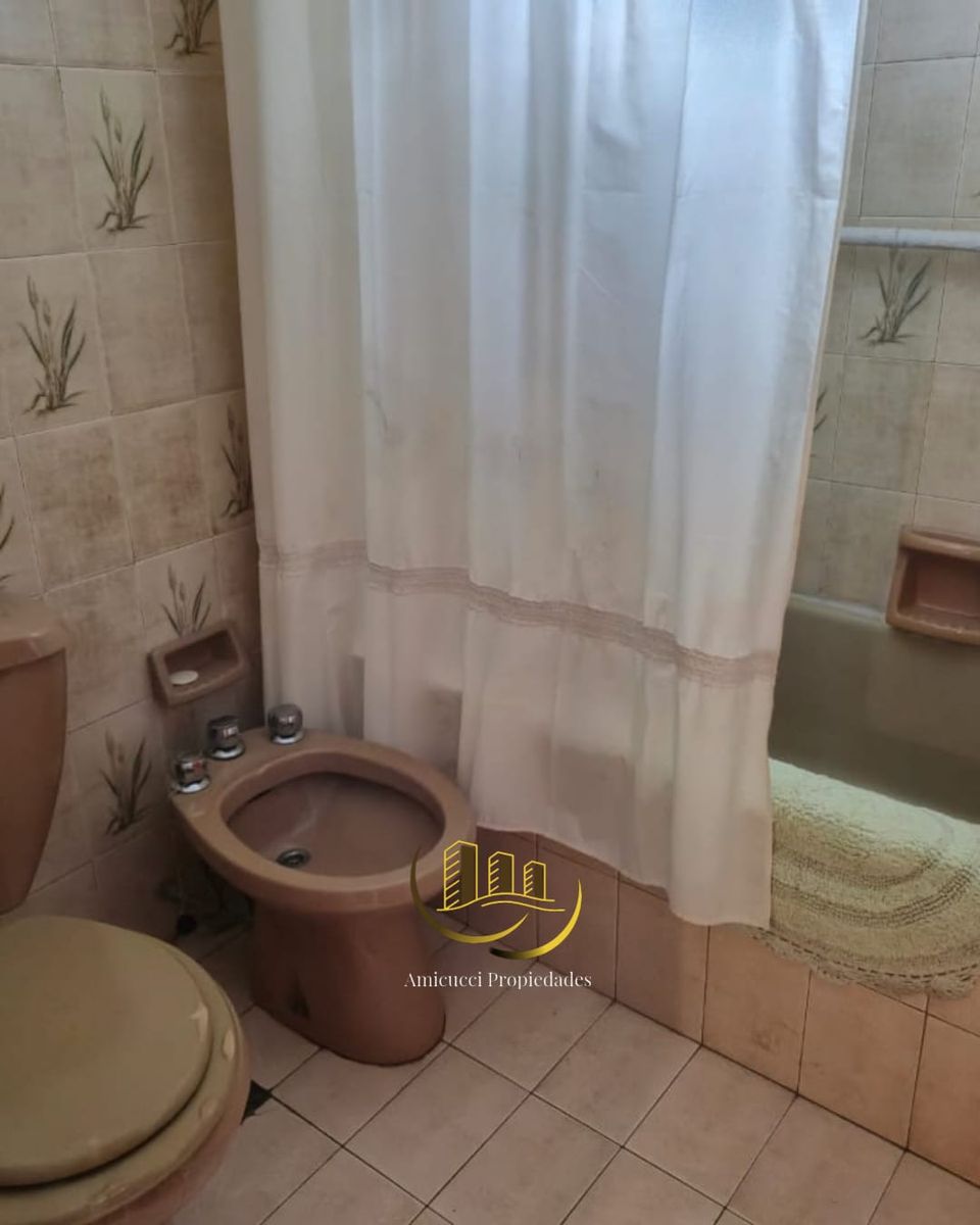 Venta Casa 5 Ambientes. Zona San Martin Centro — foto 11