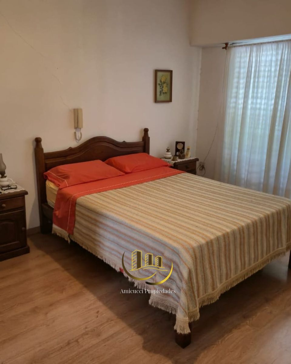 Venta Casa 5 Ambientes. Zona San Martin Centro — foto 14