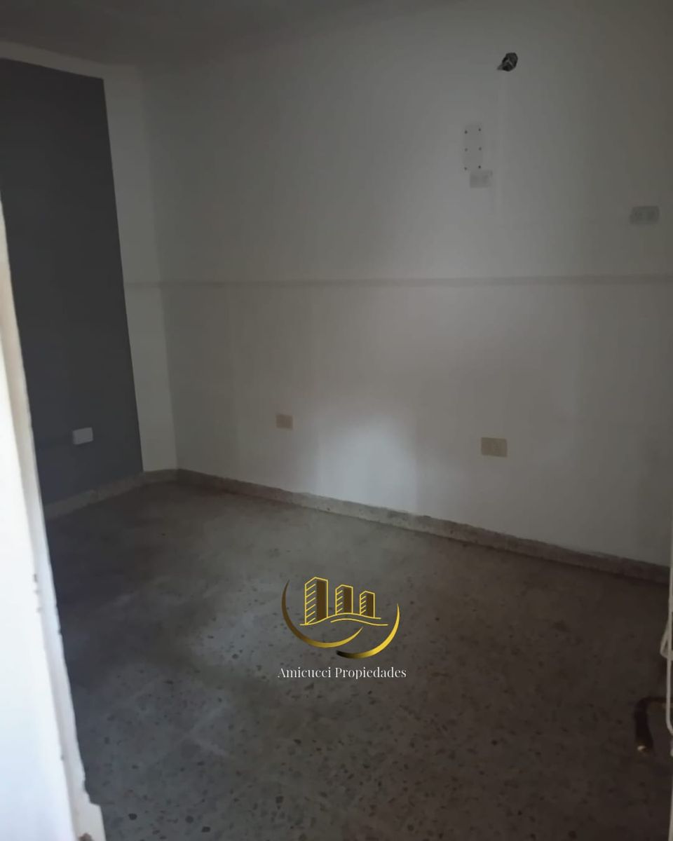Venta Casa 3 Ambientes. Zona Loma Hermosa. - 13