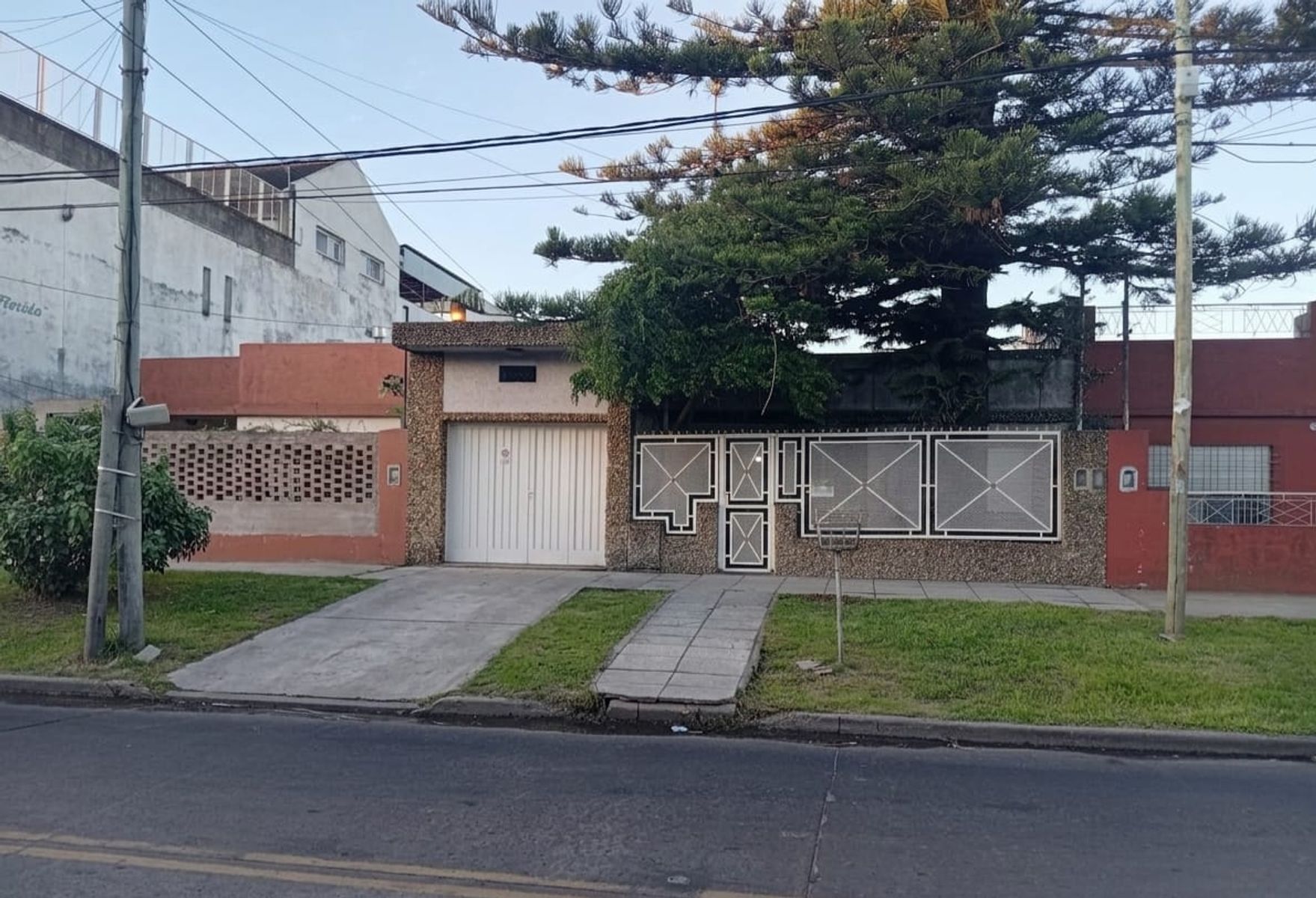 Venta Casa 3 Ambientes. Zona Loma Hermosa. - 23