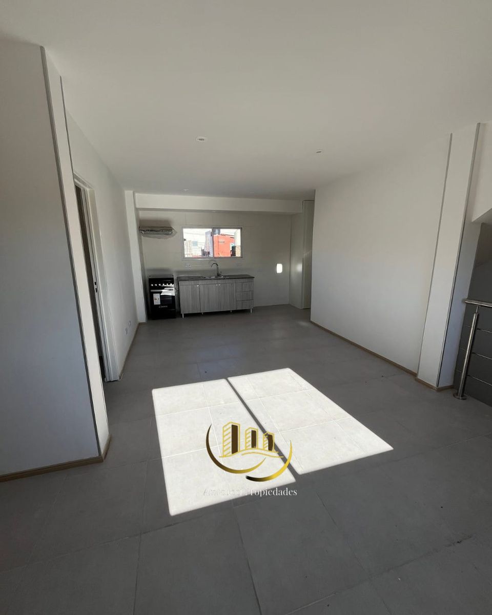 Venta Ph 4 Ambientes. Zona Villa Bonich - 18
