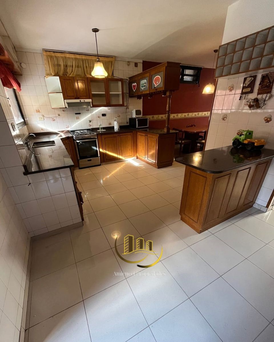 Venta Casa 7 Ambientes. Zona San Martin - 18