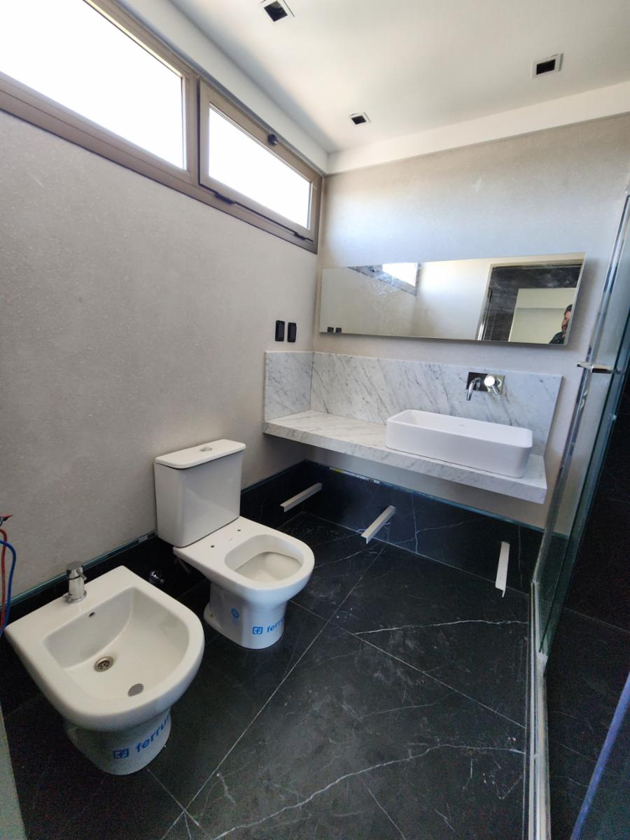 Departamento en Edificio Exclusivo en Hipólito Irigoyen, Cercania a Acc. Oeste, General Rodríguez — foto 8