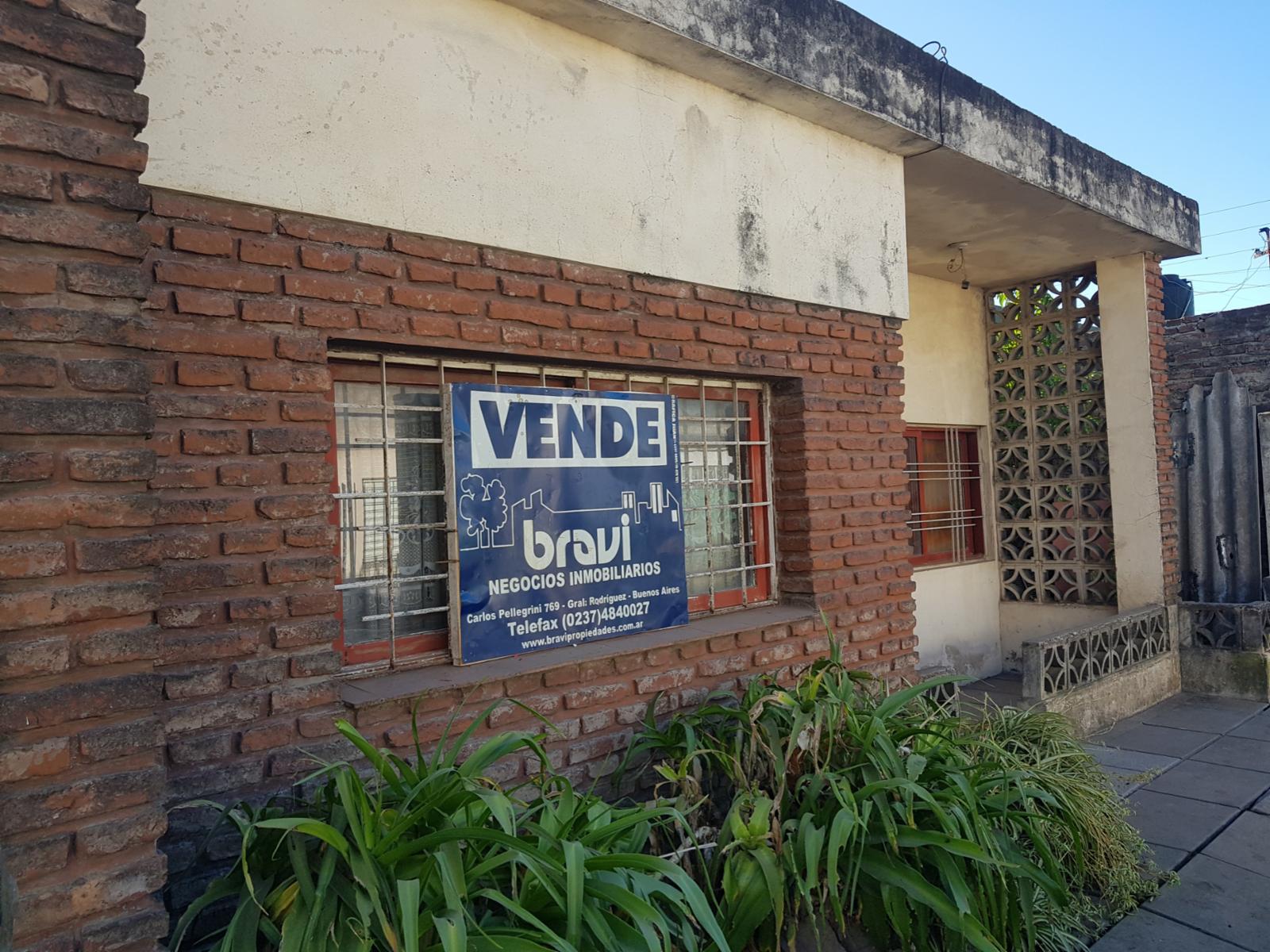 CASA A RECICLAR EN GRAL. RODRIGUEZ