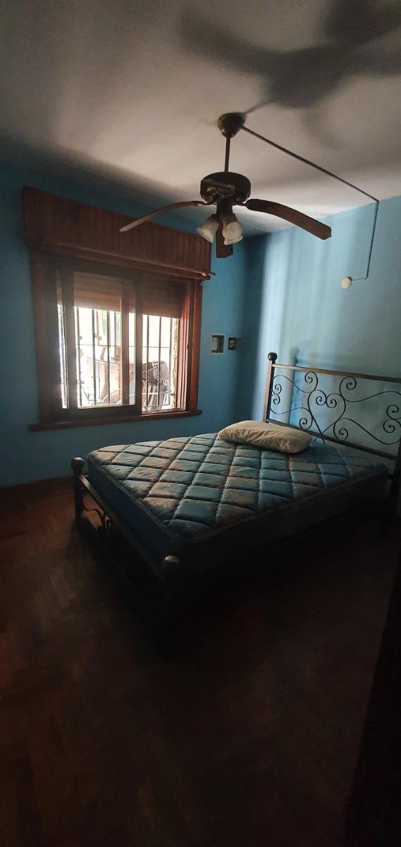 CASA CON TRES DORMITORIOS Y LOCAL EN CALLE SOLANET GRAL RODRIGUEZ — foto 7