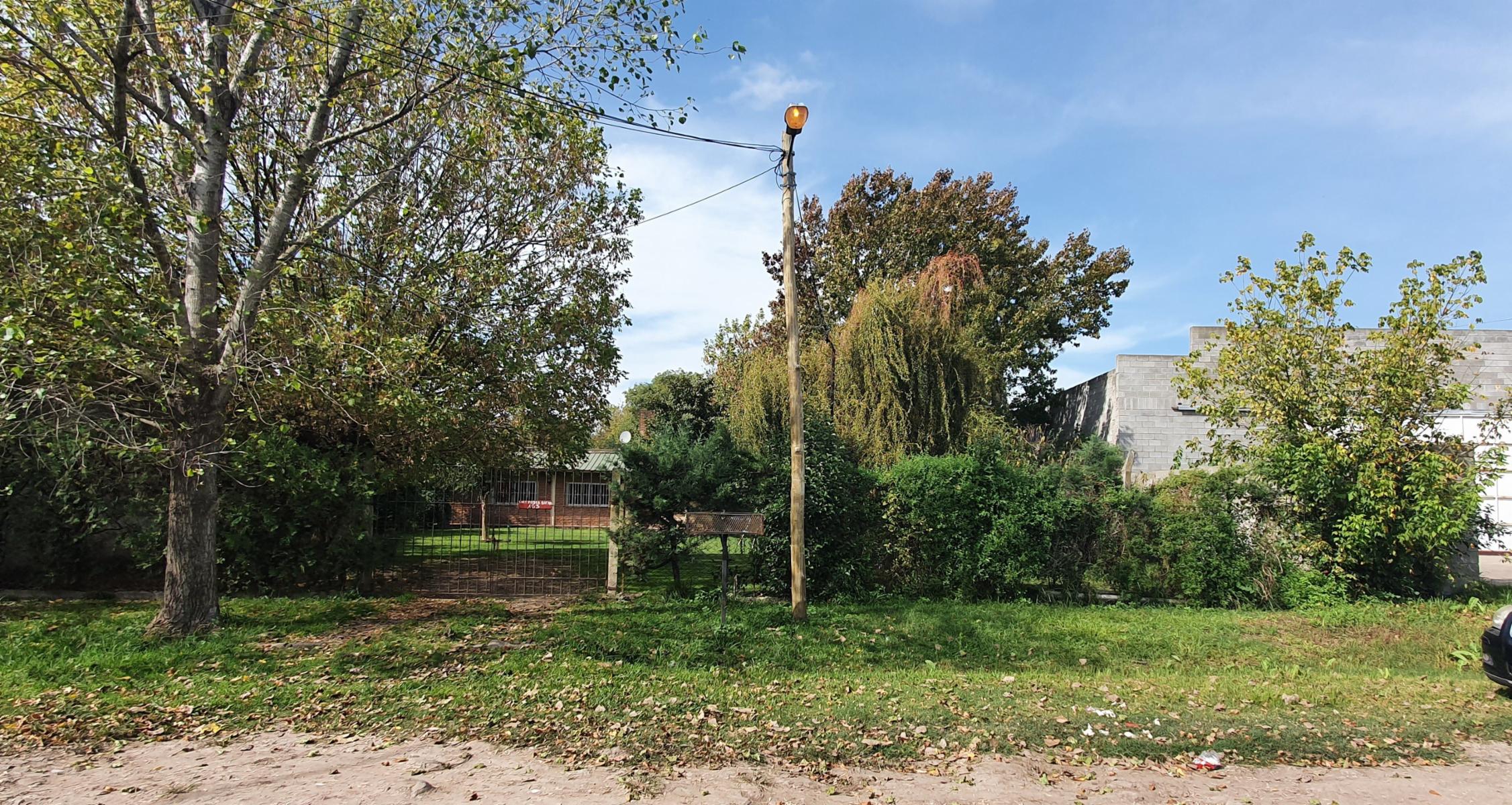 CASA QUINTA APTA PARA CONSTRUCCION GALPONES ZONA DE TALLERES AMETROSDE RUTA 28 1500 m2 terreno — foto 7