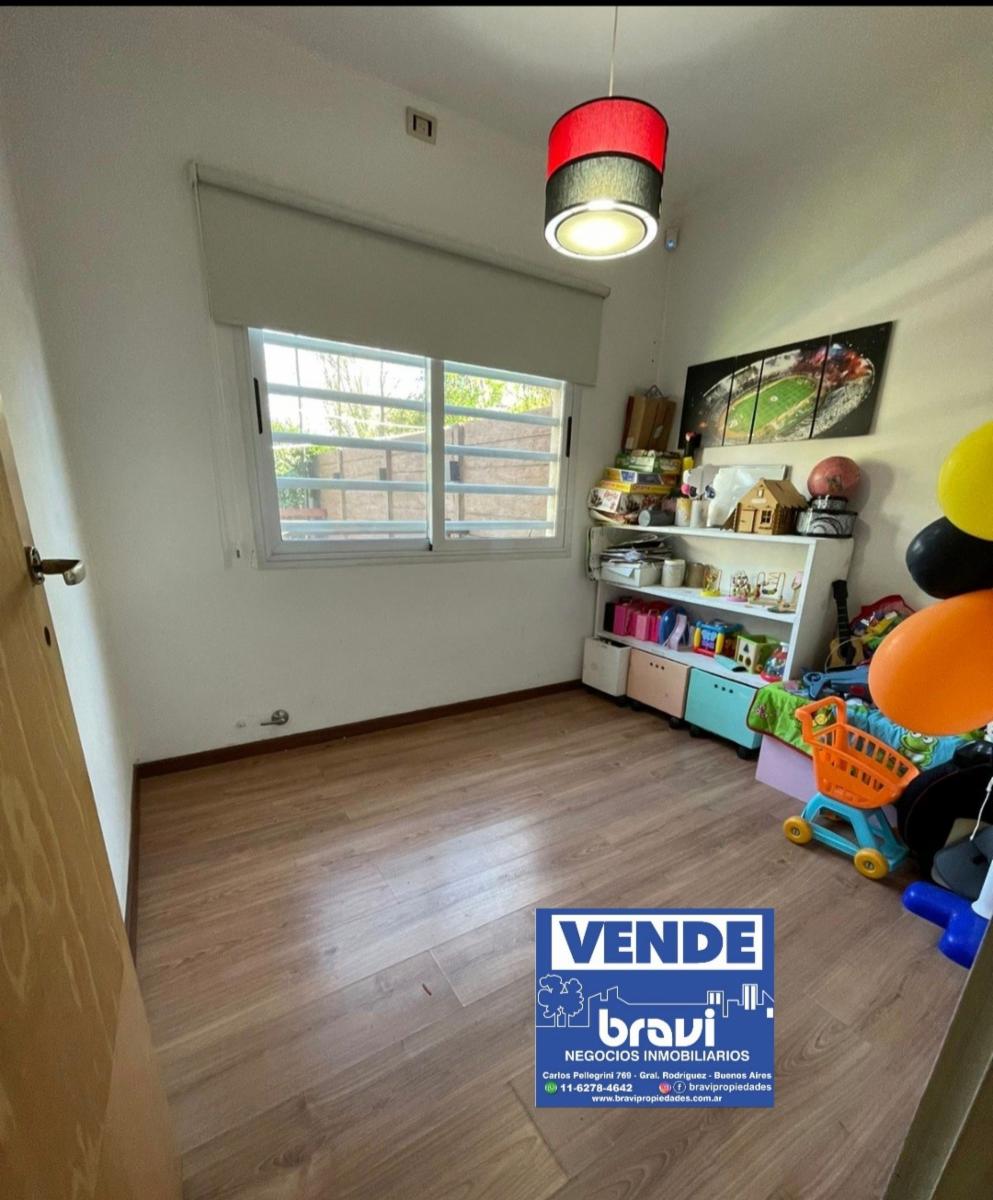 Venta Casa de 3 dormitorios con parrilla y pileta