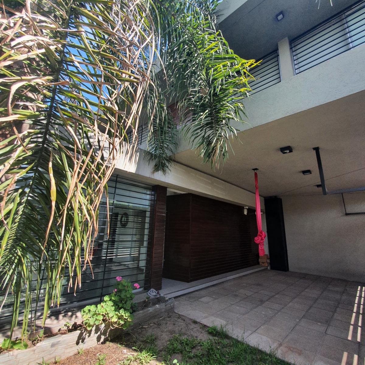 Casa en LA MEJOR zona de Gral Rodriguez Av España casi Hipolito Yrigoyen — foto 3