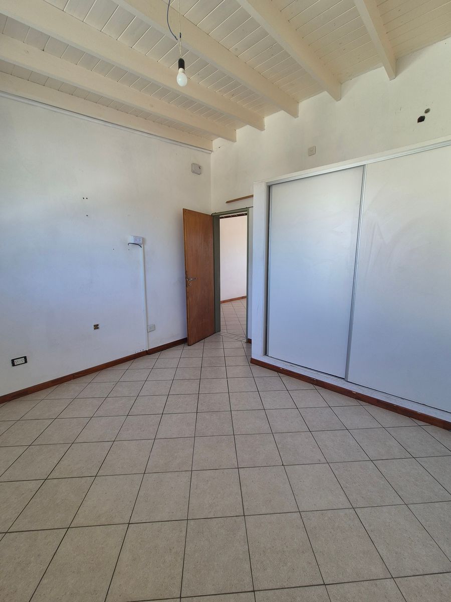 VENTA DEPARTAMENTO DE UN DORMITORIO CON PATIO Ubicado en planta baja, super luminoso, proximo al centro de la ciudad, sin gastos fijos de expensas — foto 8
