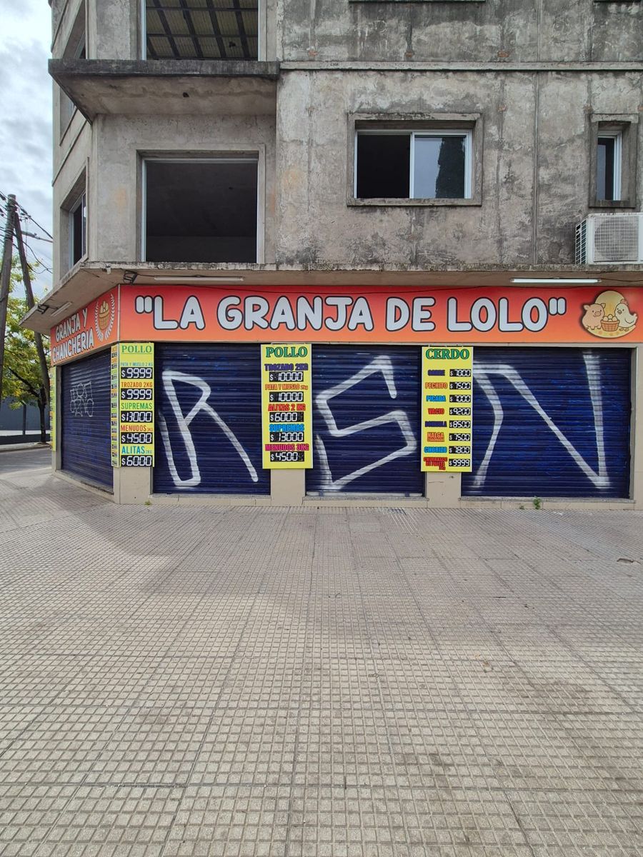 Local comercial en Av. Bernardo de Irigoyen N° 1400 - 1