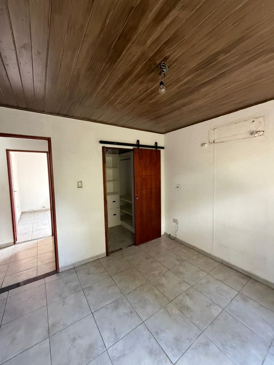 Casa en venta en Barrio Granaderos, General Rodriguez - 10