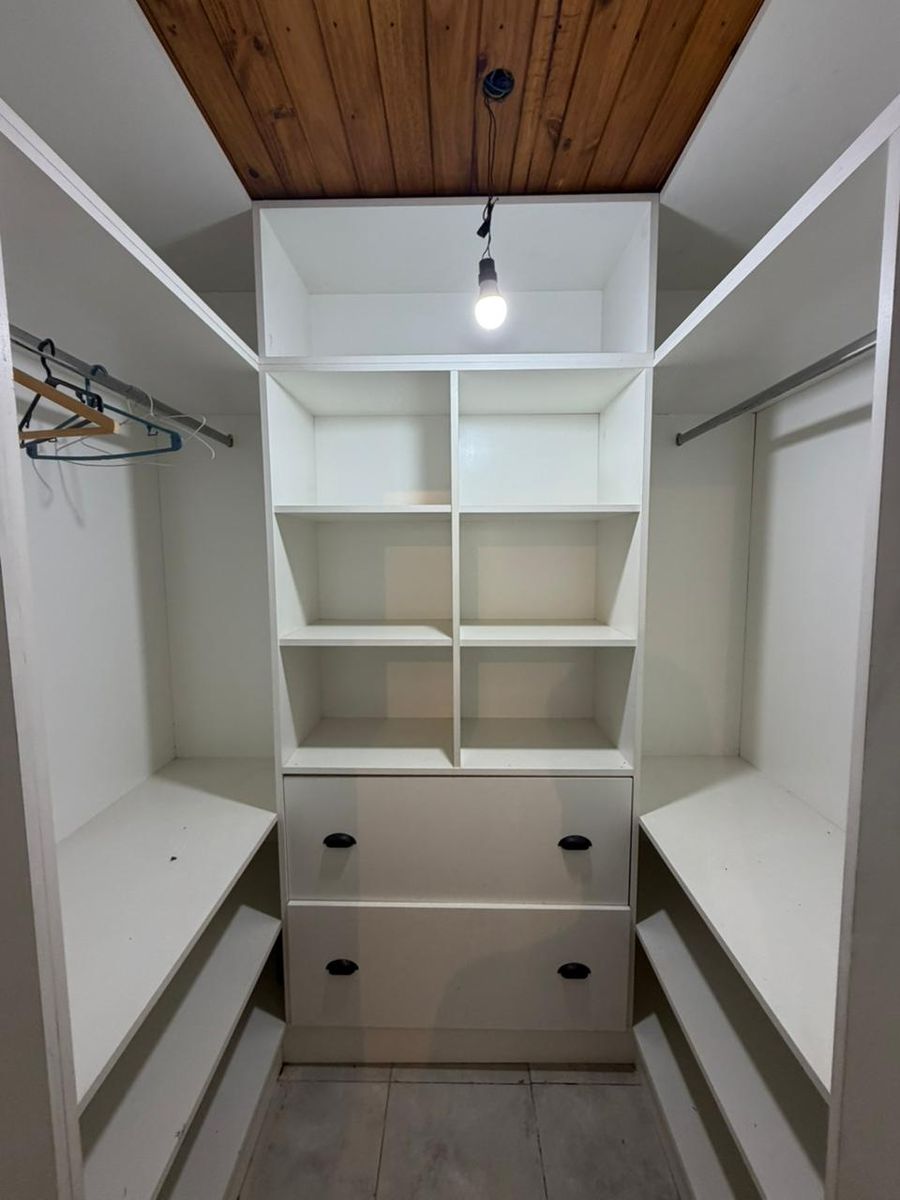 Casa en venta en Barrio Granaderos, General Rodriguez - 11
