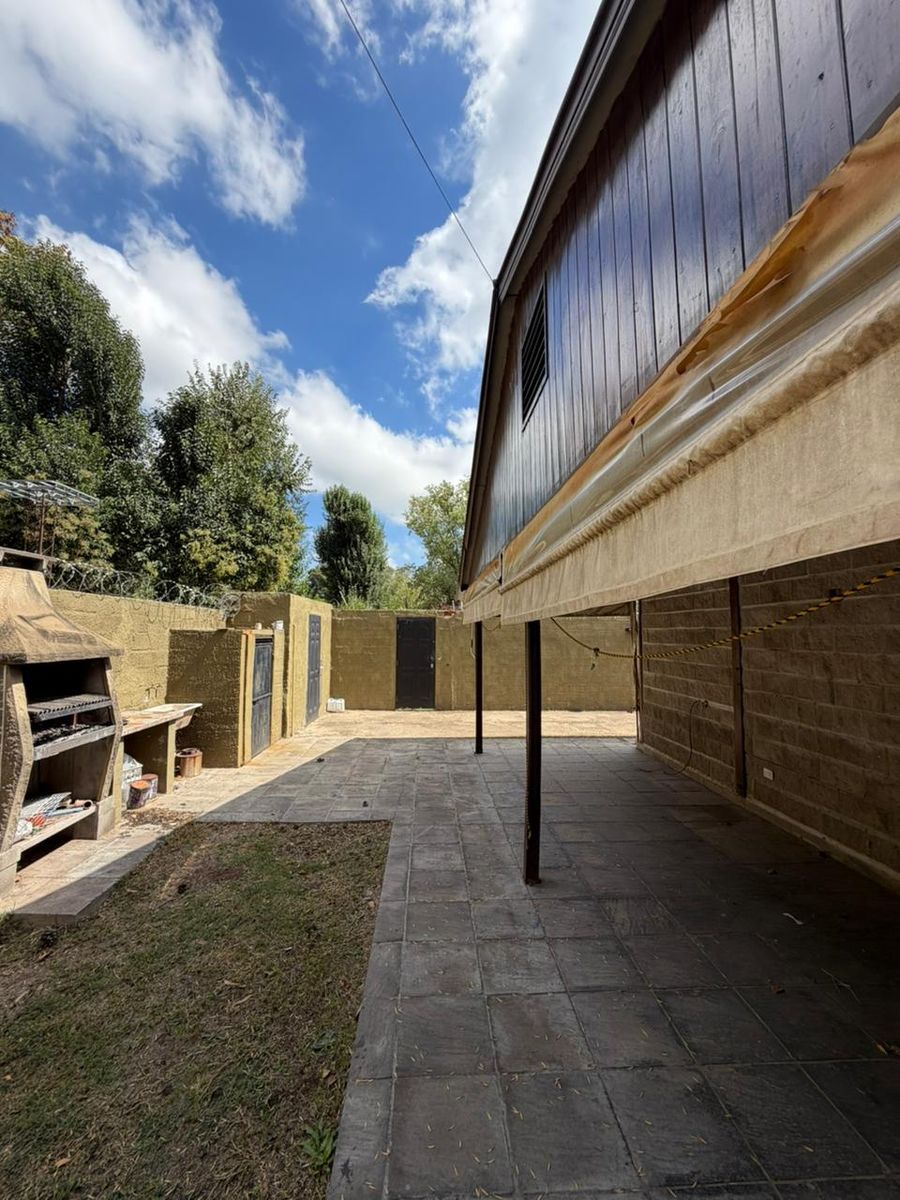 Casa en venta en Barrio Granaderos, General Rodriguez - 17