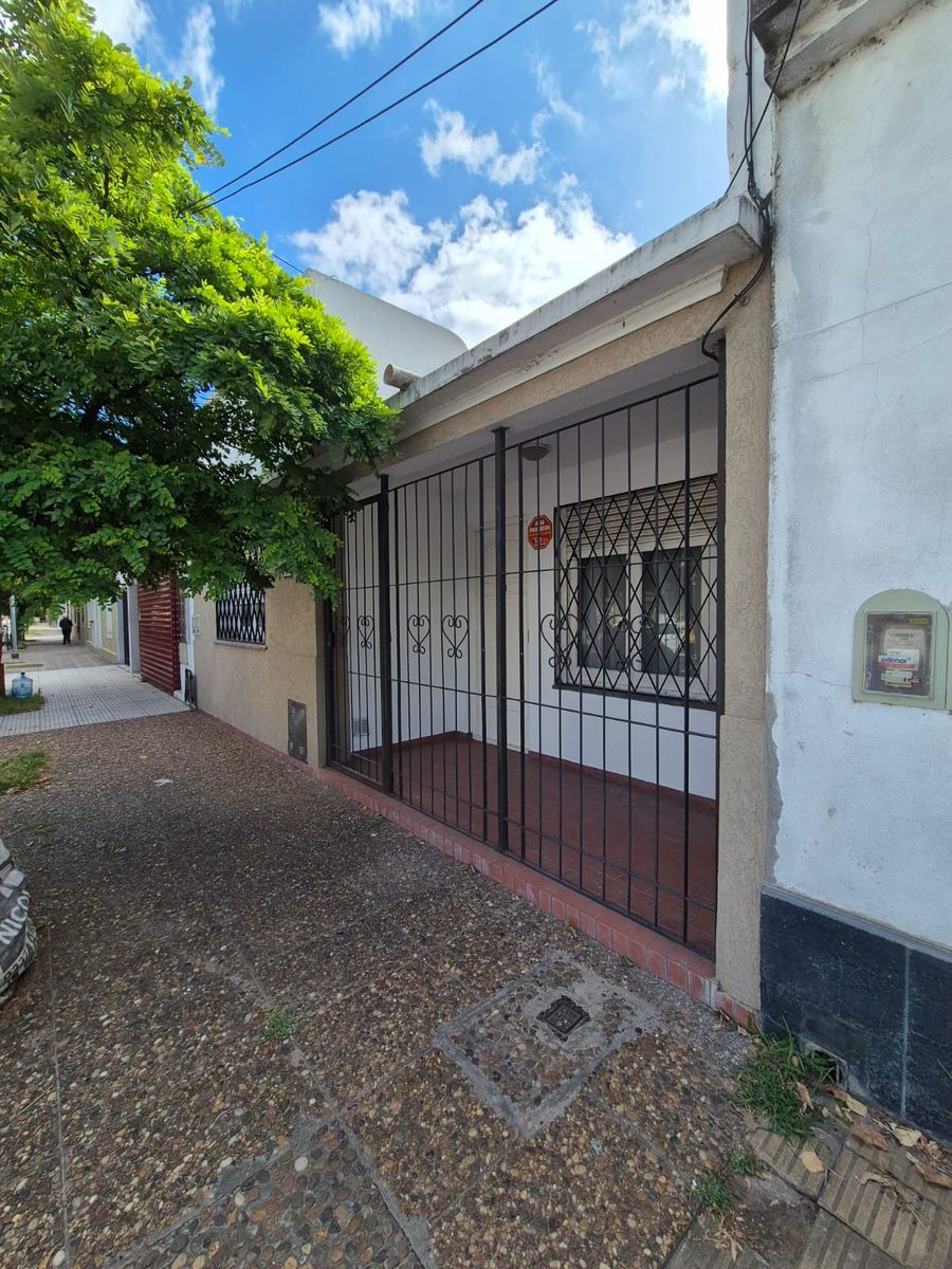 Casa en Almirante Brown 225 - 1