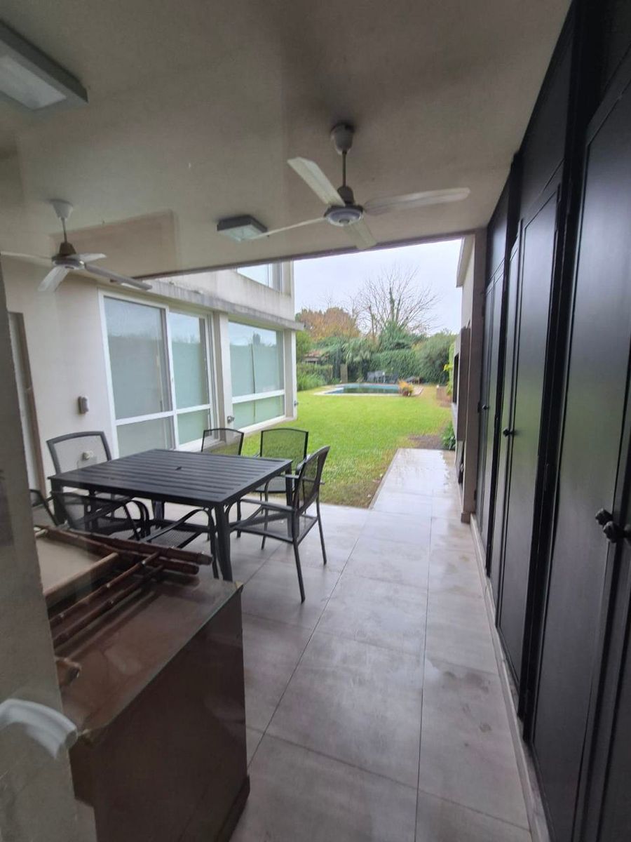 Casa en Av. Eva Peron 466, General Rodríguez - 21