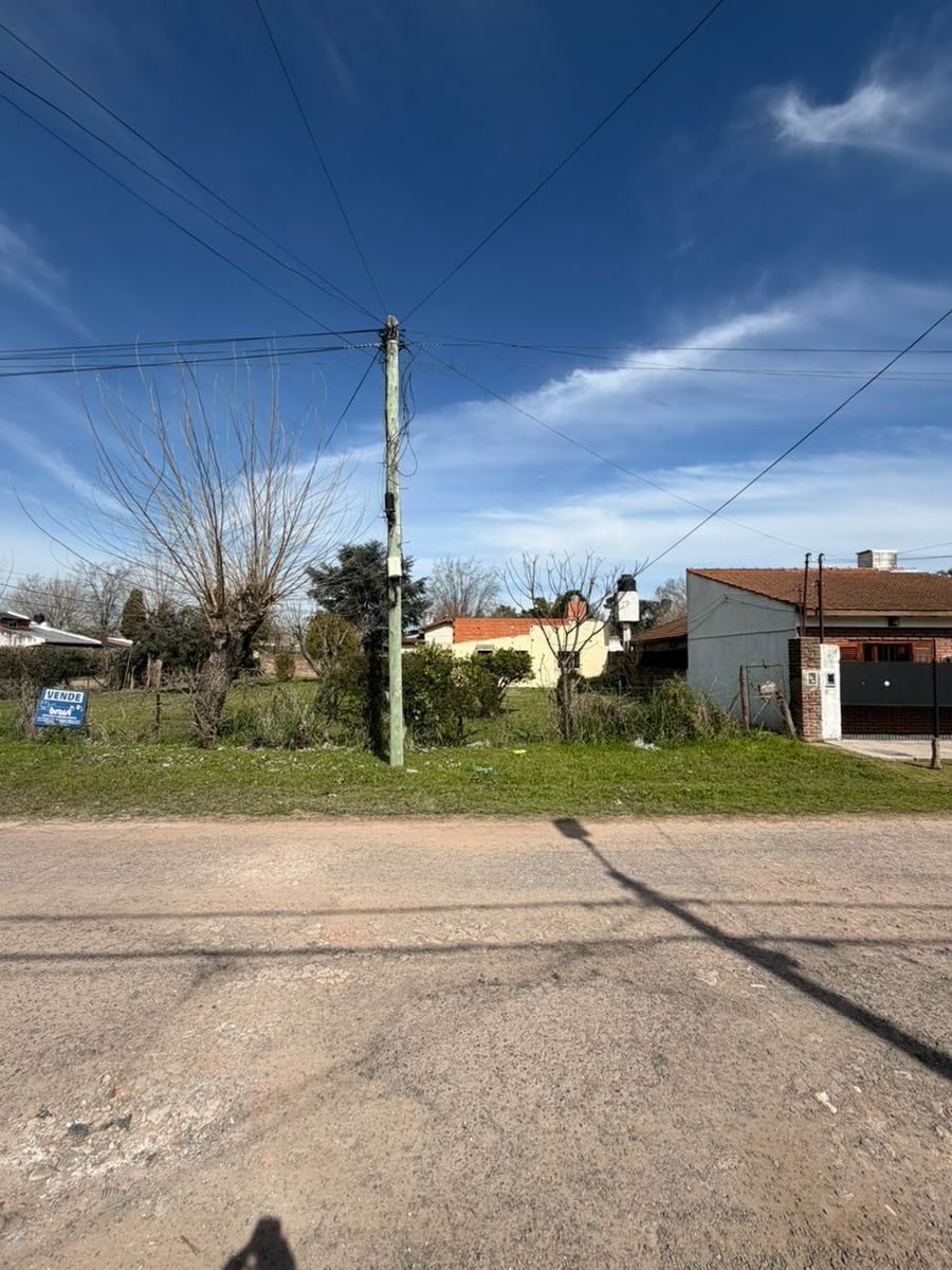 Terreno con casa a reciclar en Asturias 253, General Rodríguez — foto 6