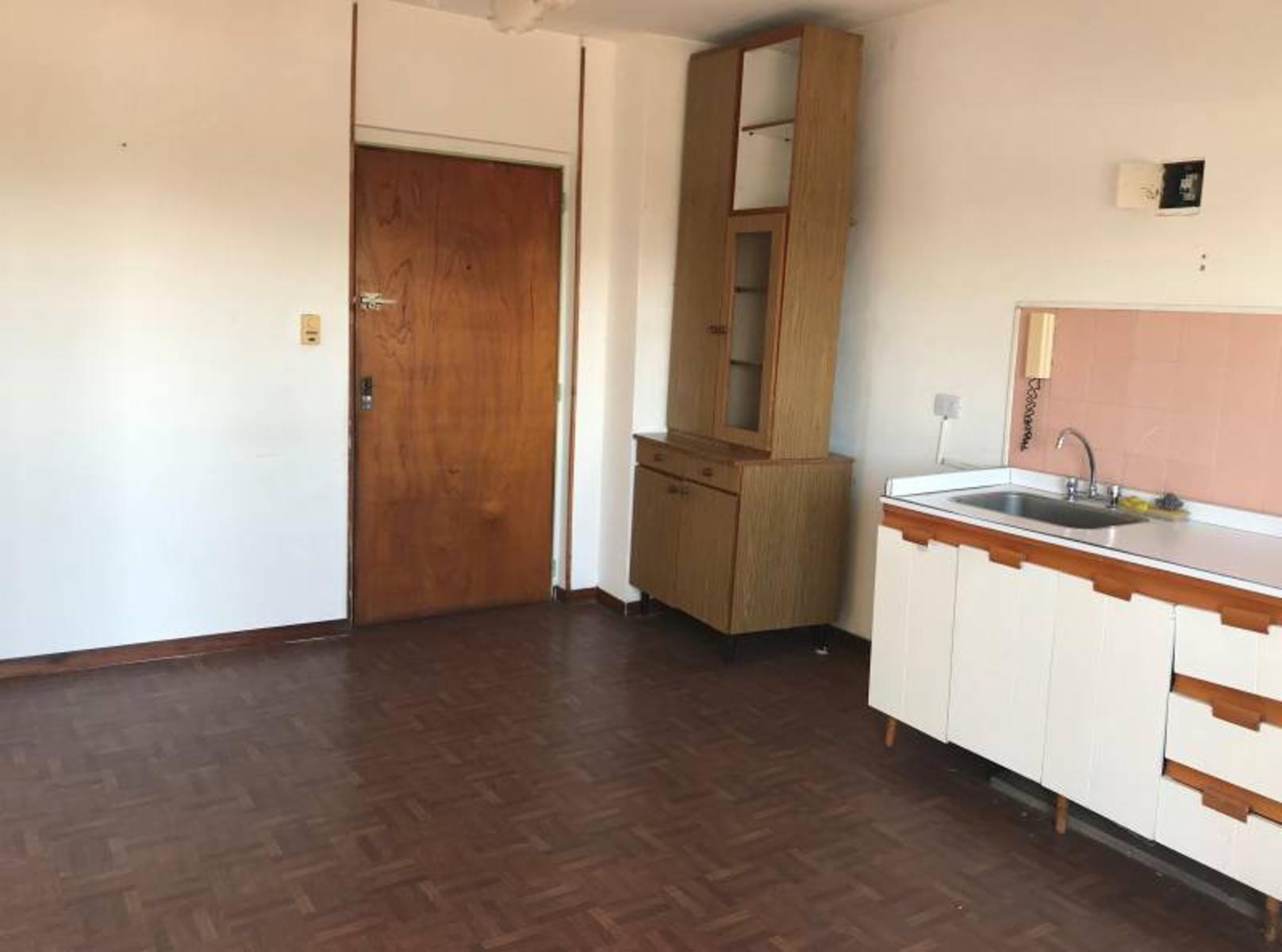 DEPARTAMENTO EN VENTA EN VILLA DEL PARQUE 2 AMBIENTES CONTRA FRENTE EXCELENTE VISTA A LA CIUDAD - 8