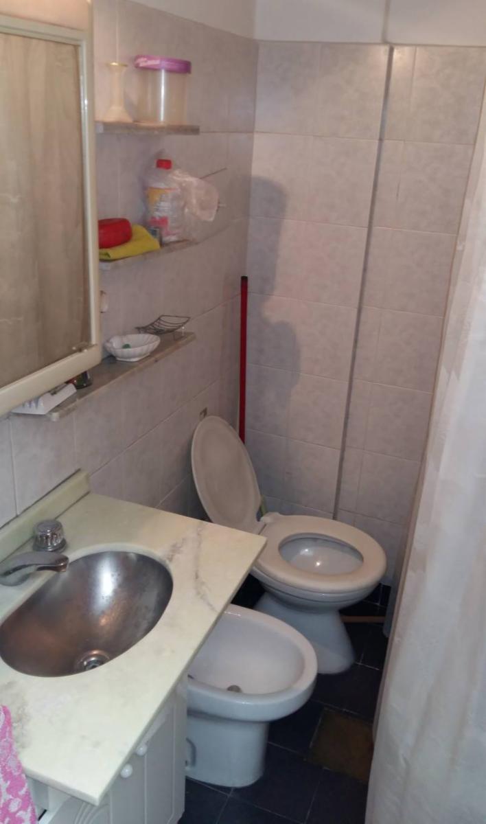 DEPARTAMENTO EN VENTA EN FLORES 4 AMBIENTES MUY AMPLIOS METROS DEL SUBTE — foto 15