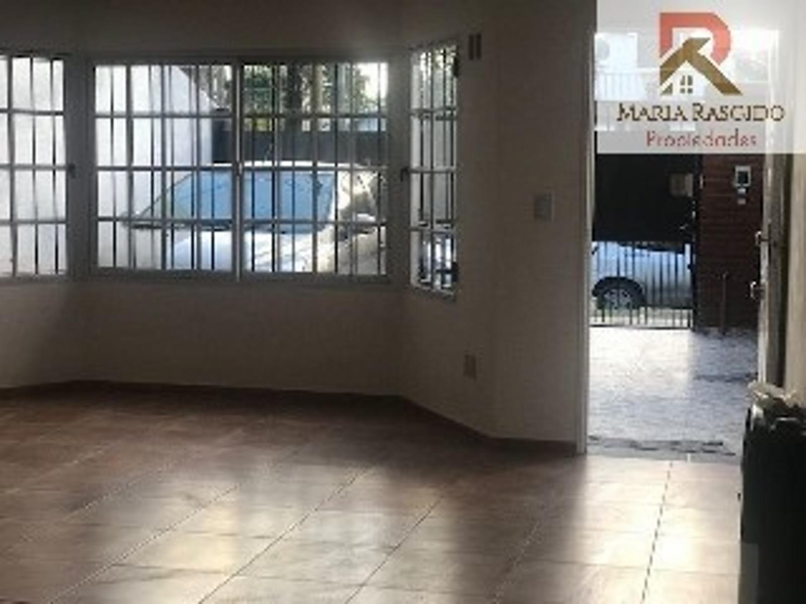 Dúplex a la venta en Ituzaingó. 3 ambientes. Acceso inmediato a la Autopista del Oeste. 2 dormitorios y 2 baños. Cochera descubierta. Antigüedad 2 años — foto 13