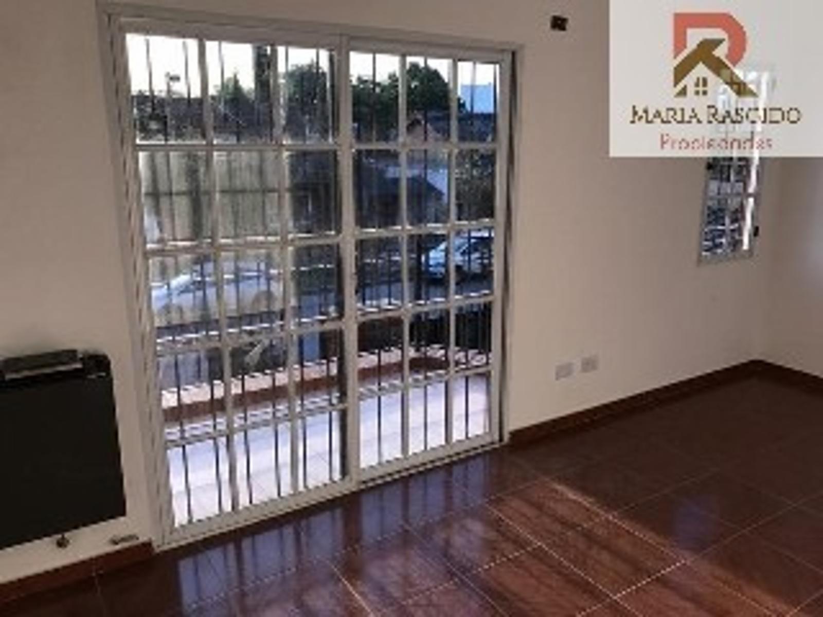 Dúplex a la venta en Ituzaingó. 3 ambientes. Acceso inmediato a la Autopista del Oeste. 2 dormitorios y 2 baños. Cochera descubierta. Antigüedad 2 años — foto 14