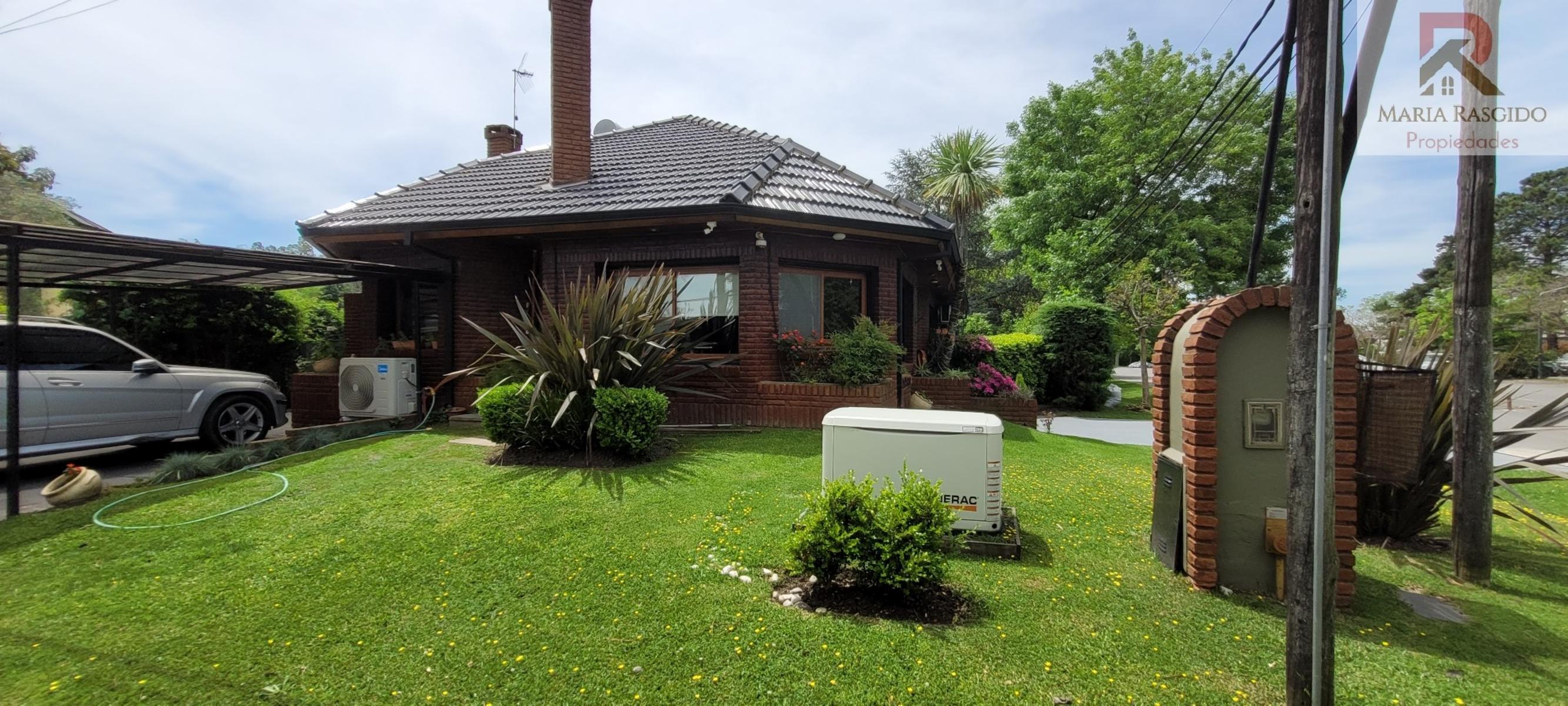 Chalet a la venta en Country Venado II 4 ambientes pileta OPORTUNIDAD