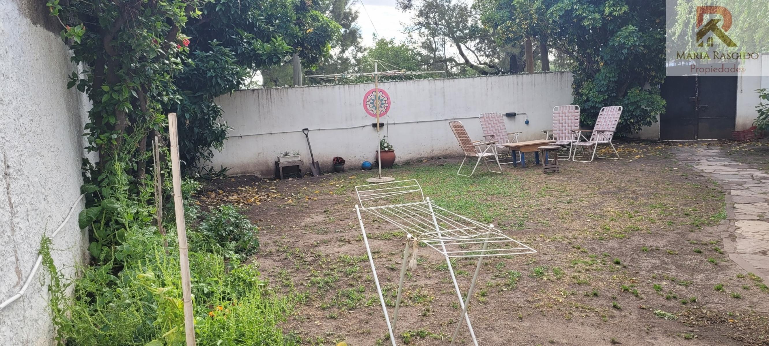 CASA CON PARQUE EXCELENTE UBICACION GOLF ITUZAINGO 3 AMBIENTES — foto 7