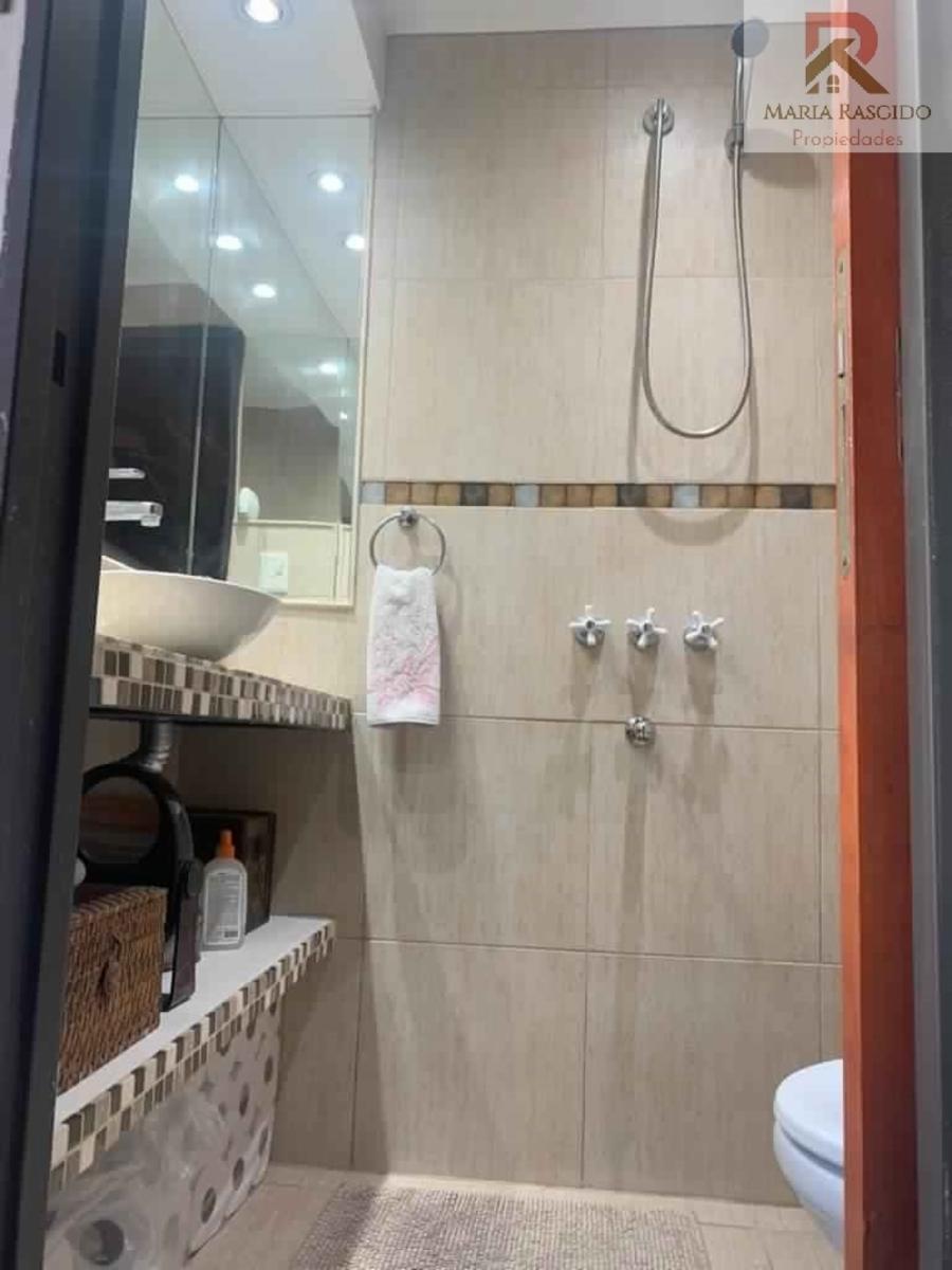 Venta Hermoso Chalet PH en Castelar moderno y parque Excelente Zona Parque Costa Santa Rosa — foto 6