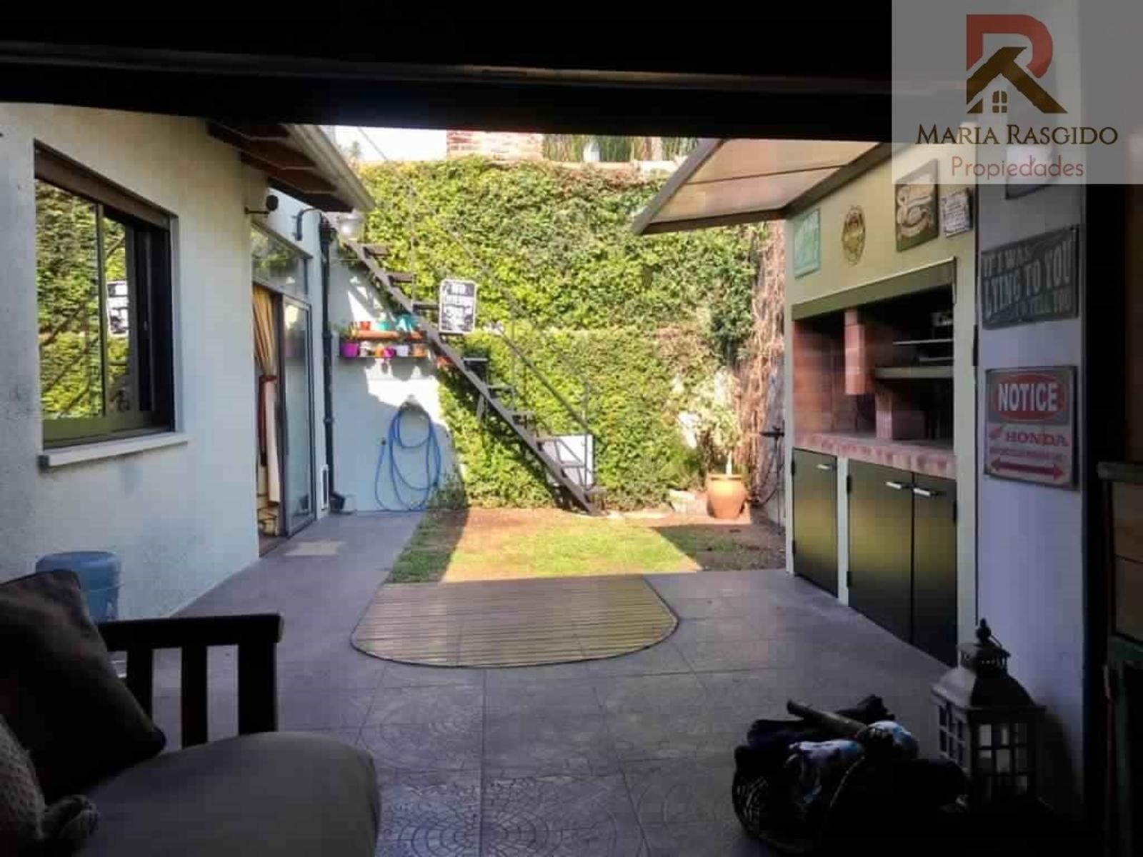 Venta Hermoso Chalet PH en Castelar moderno y parque Excelente Zona Parque Costa Santa Rosa — foto 8