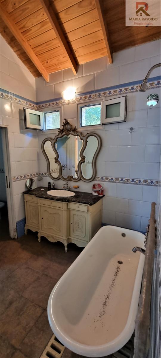 Importante propiedad en el Country San Diego en Moreno. Casa con importante parque y piscina climatizada — foto 10