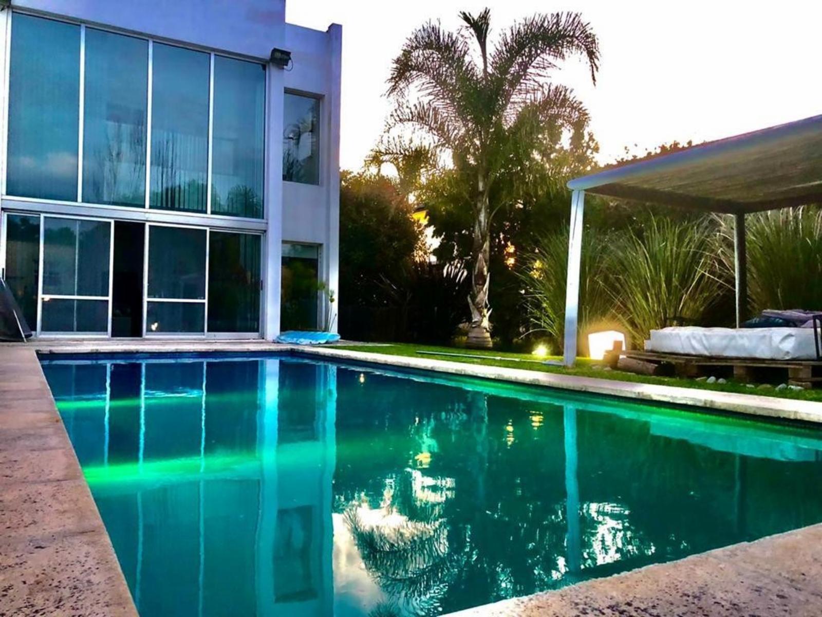 Alquiler Anual de casa 4 amb en Country San Patricio Moreno con Pileta . 1000 m2 Parque - 2