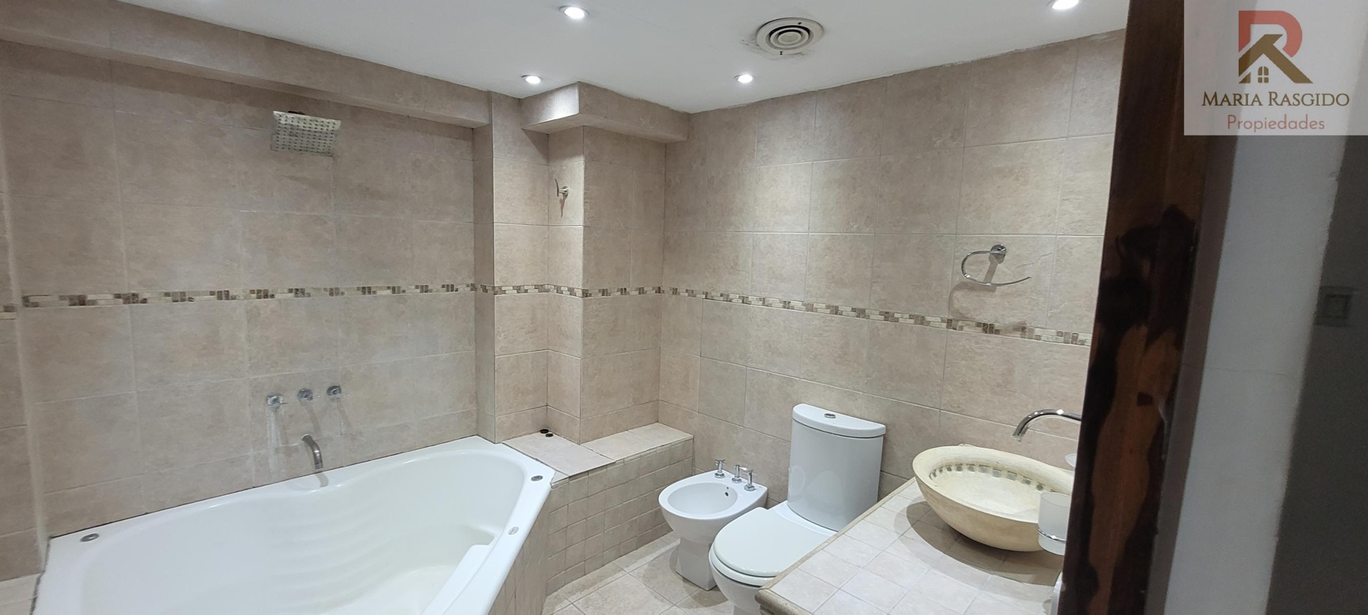 Alquiler Anual Casa con pileta Country Banco Provincia Francisco Álvarez Moreno 4 ambientes - 20