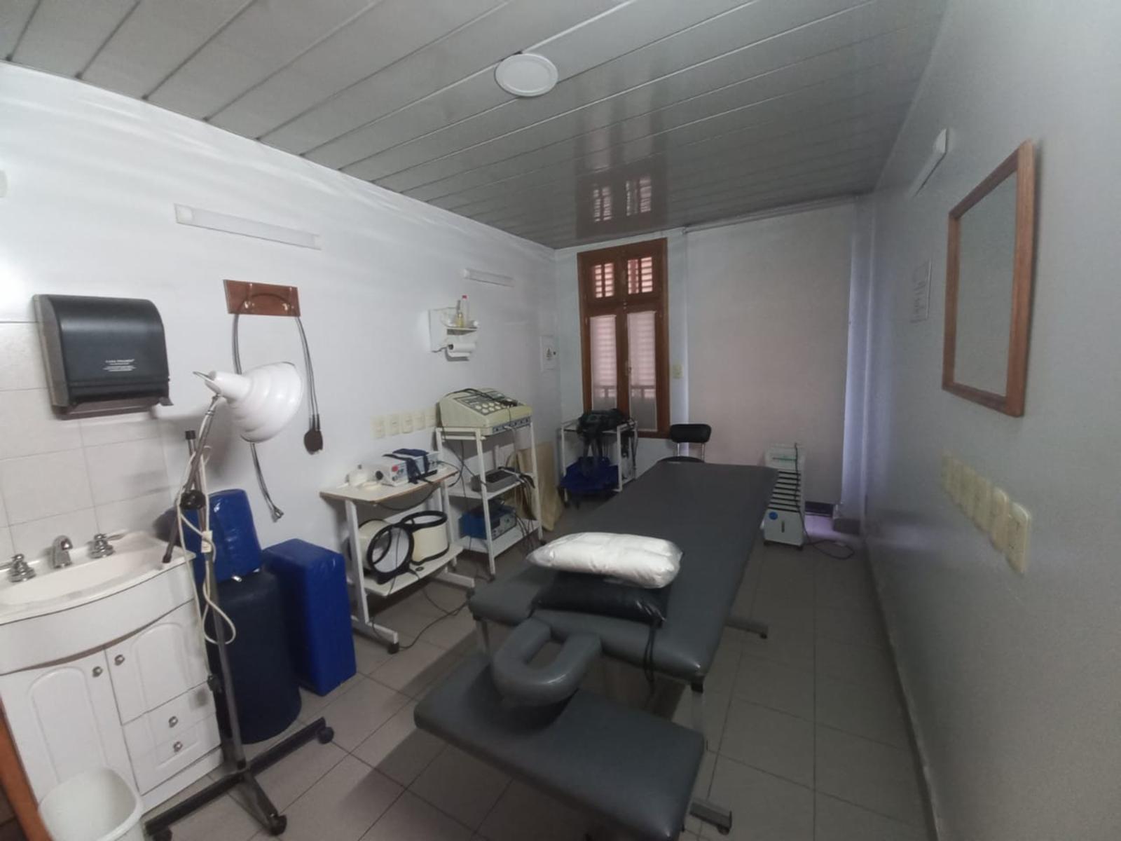 Importante Predio en Centro de la Ciudad para uso Deportivo y/o Salud — foto 14