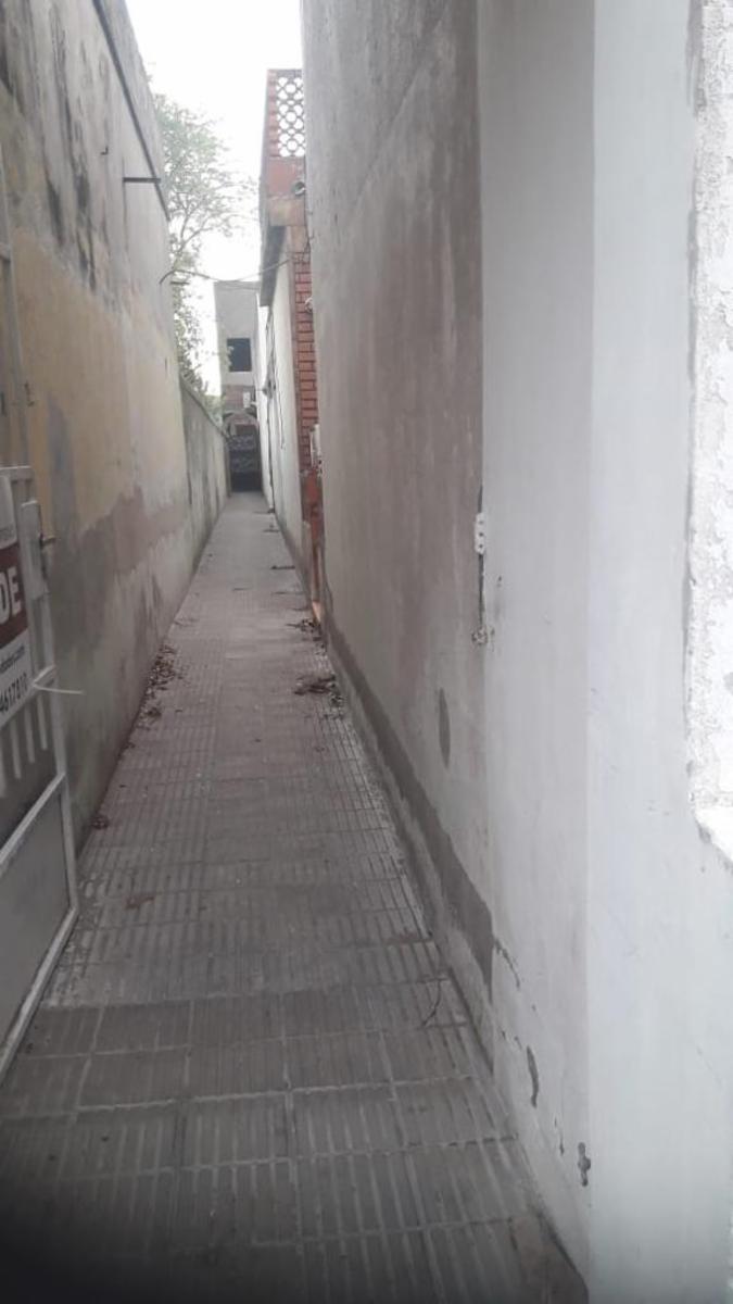 2 Locales con casa* a Reciclar a metros de Avenida Colón — foto 5