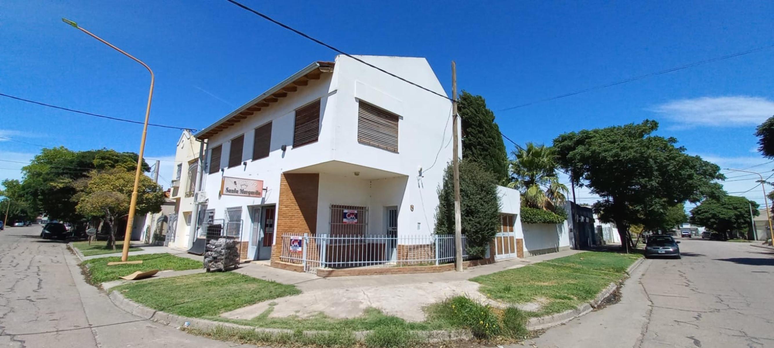 OPORTUNIDAD - VENTA casa 3 dormitorios con patio, pileta + LOCAL + Garaje doble - Doble terraza — foto 6