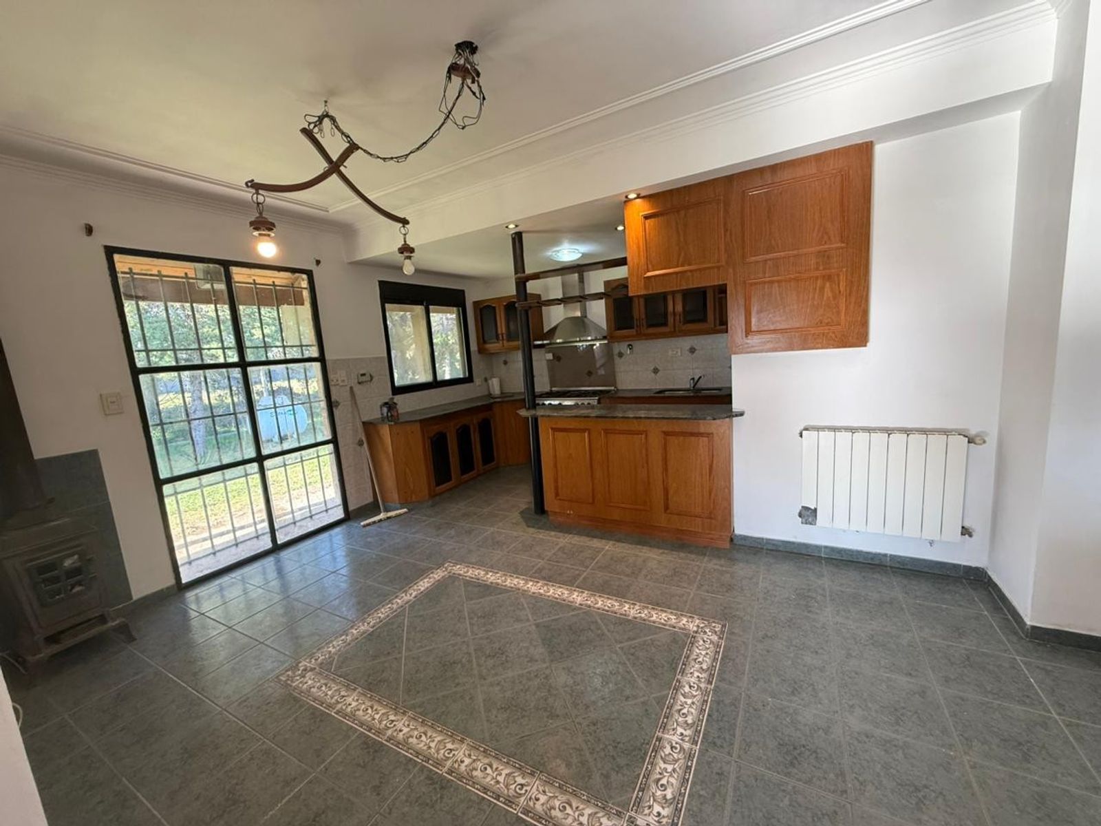 Venta de moderna, funcional y luminosa casa ubicada en Barrio Los Chañares — foto 7