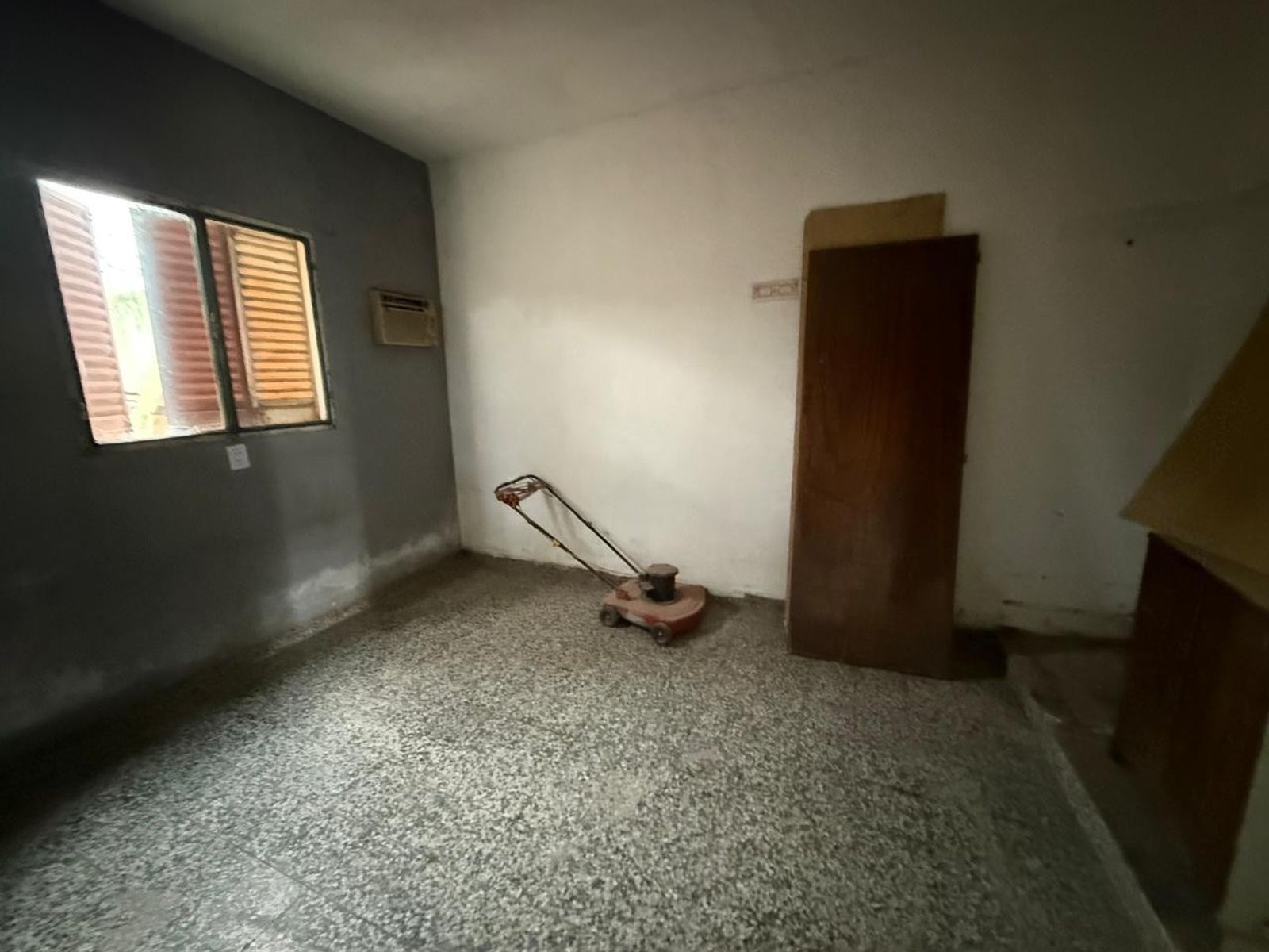 VENTA DE CASA PARCIALMENTE A RECICLAR EN BAHÍA BLANCA, ZONA APTA INDUSTRIA — foto 11