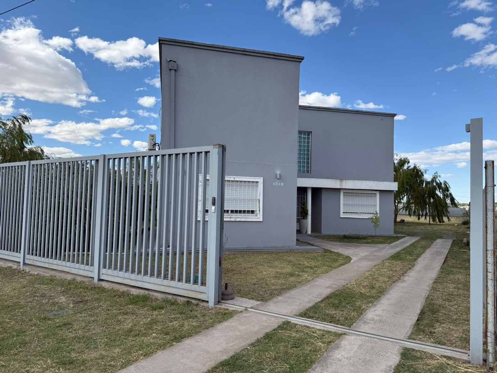 VENTA DE CASA + TERRENO EN CONJUNTO, ZELARRAYAN 4000, ZONA COMERCIAL,BAHIA BLANCA — foto 4