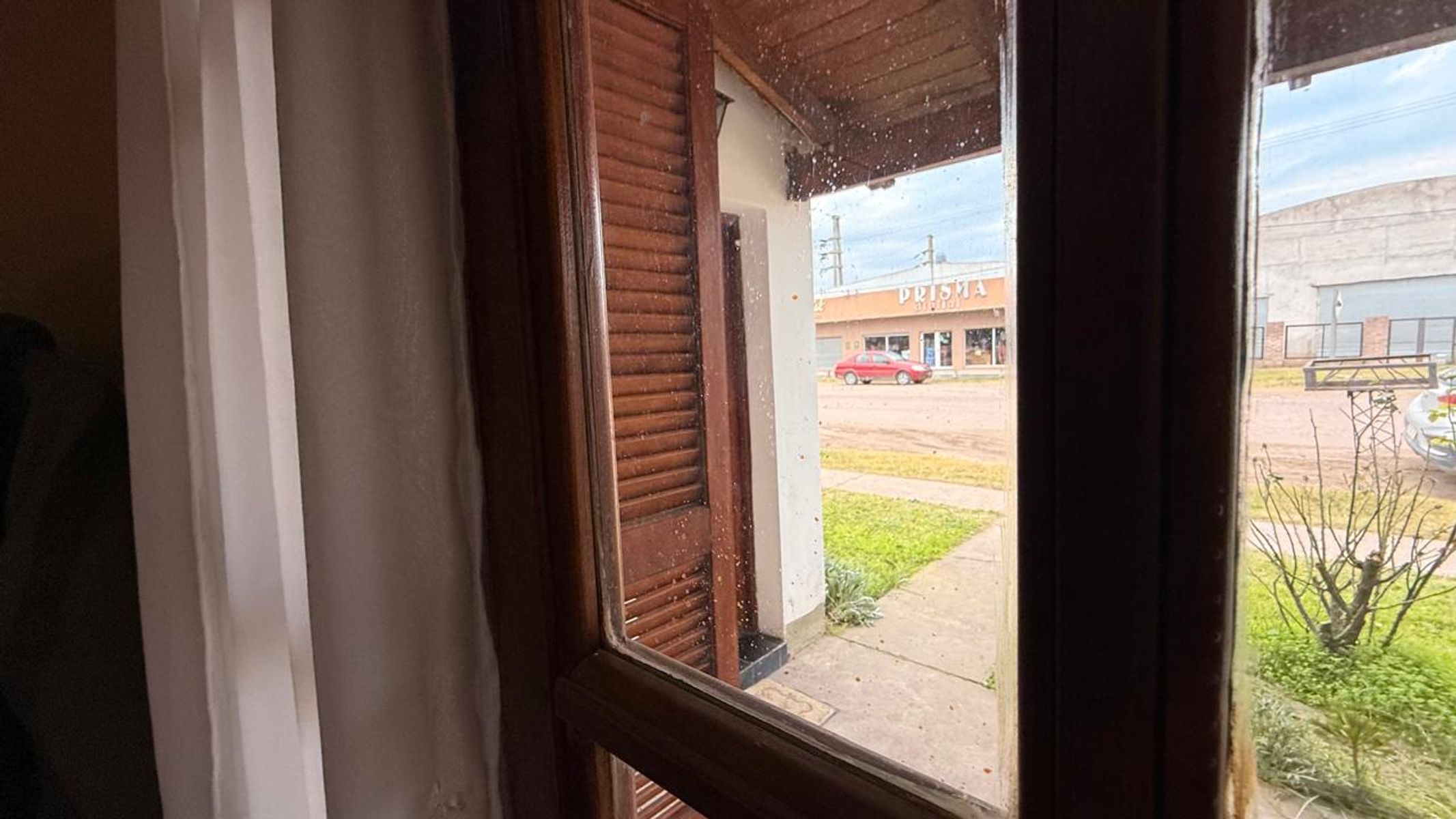VENTA DE CASA CON 2 DORMITORIOS + GRAN SALON EN MAYOR BURATOVICH, PARTIDO DE VILLARINO, PROVINCIA DE BUENOS AIRES - 6