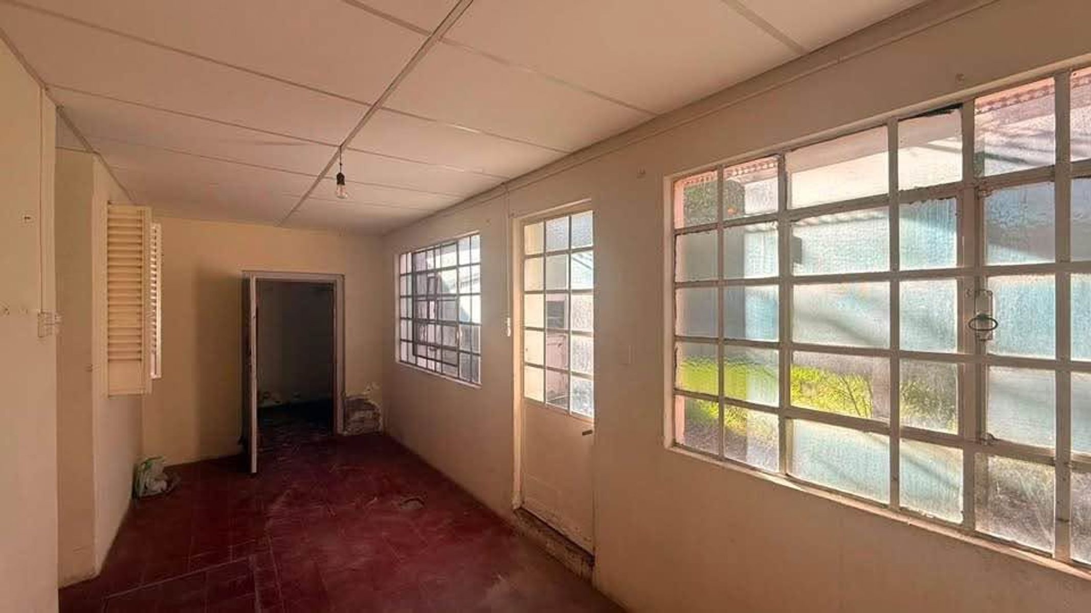 VENTA DE CASA A RECICLAR, TENIENTE FARIAS 124, BARRIO COLÓN, BAHIA BLANCA - 6