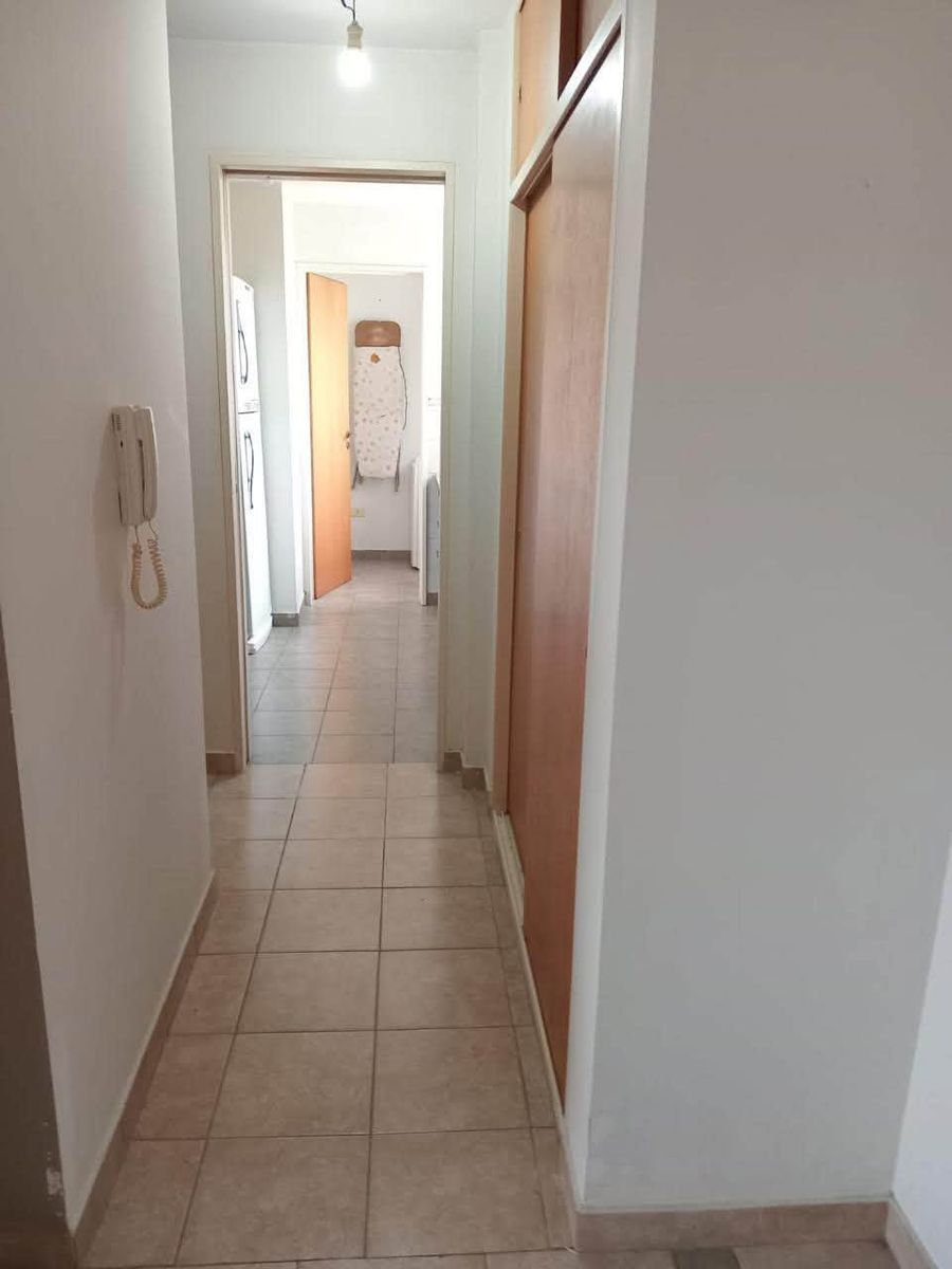 VENTA DE DEPTO 2 DORM. + BALCON AL FRENTE + COCHERA CUBIERTA, AGUADO 200 — foto 3