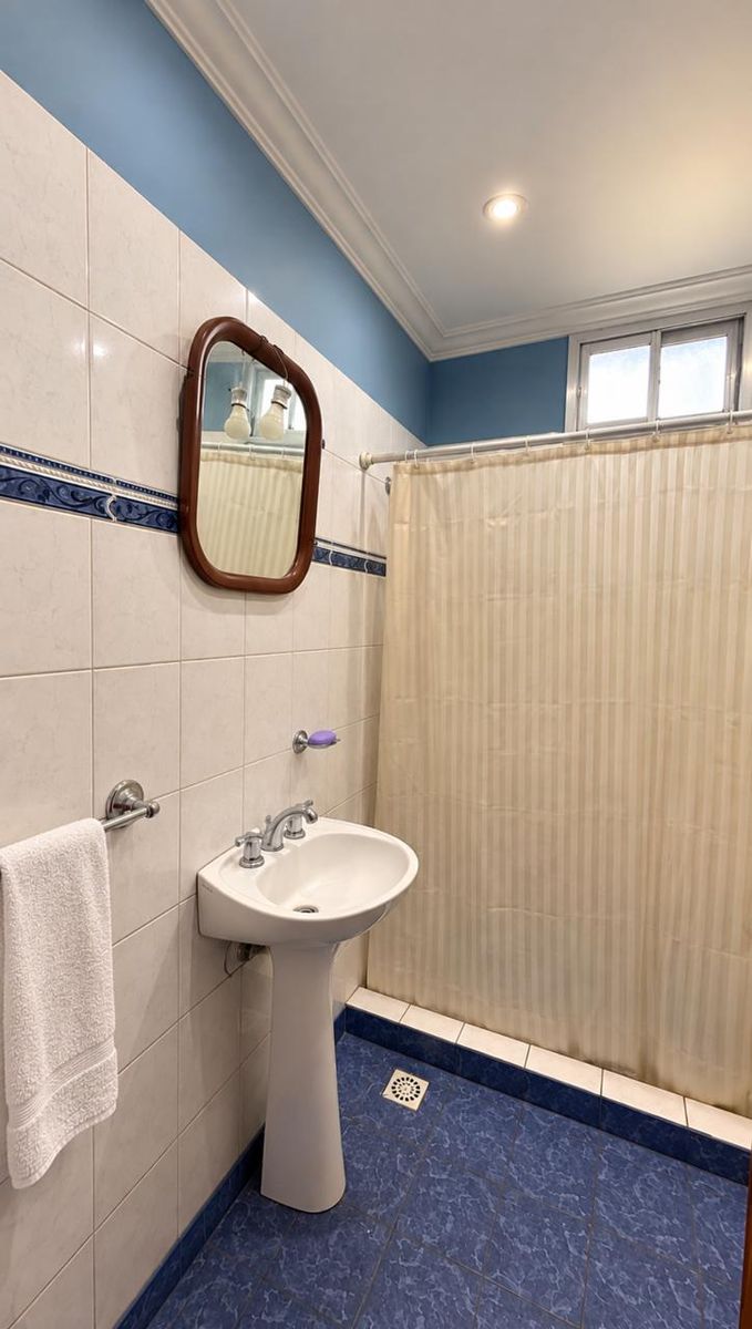 VENTA DE CASA CON GRAN PATIO VERDE + DEPARTAMENTO1 DORMITORIO, C. MALLEA N°900, BAHÍA BLANCA - 15