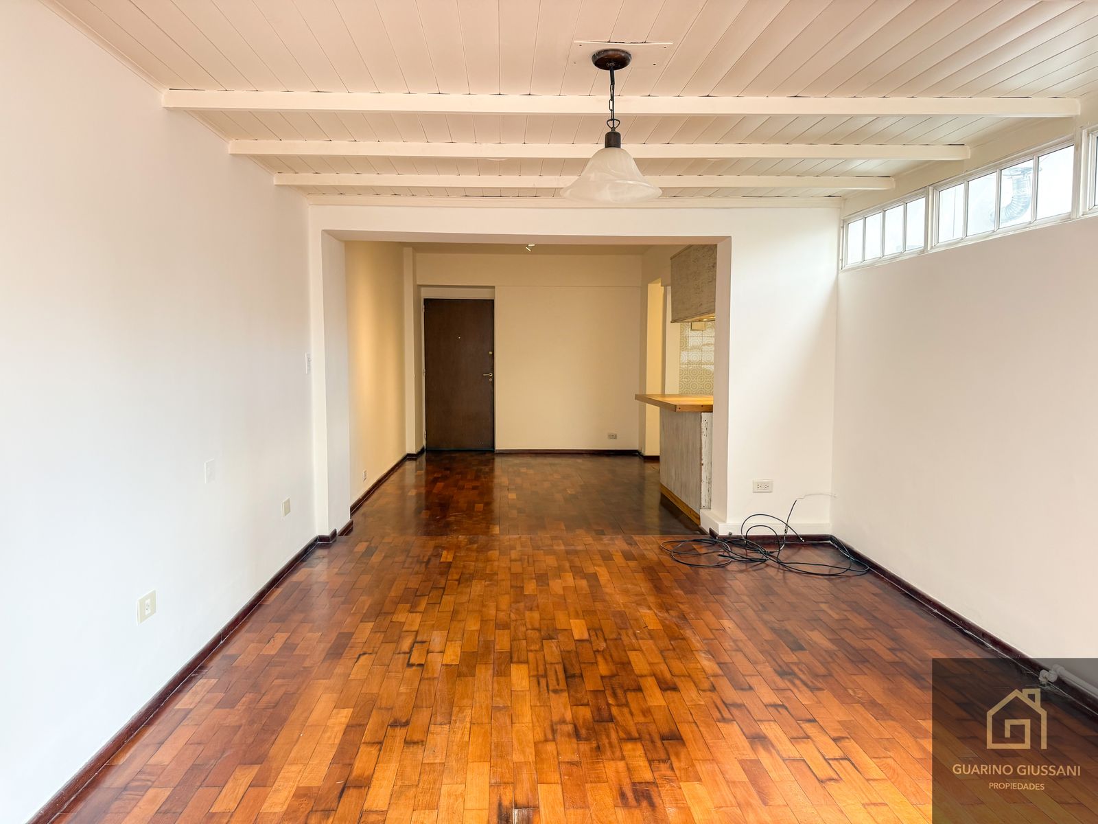 Espectacular 2 ambiente con terraza propia de 110 m2
