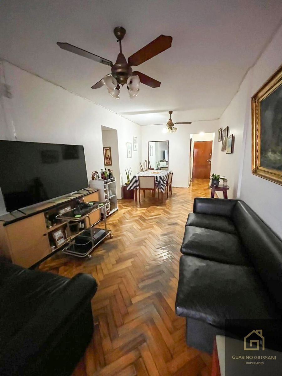 Venta departamento a refaccionar con patio. Contrafrente. 215 m2 — foto 3