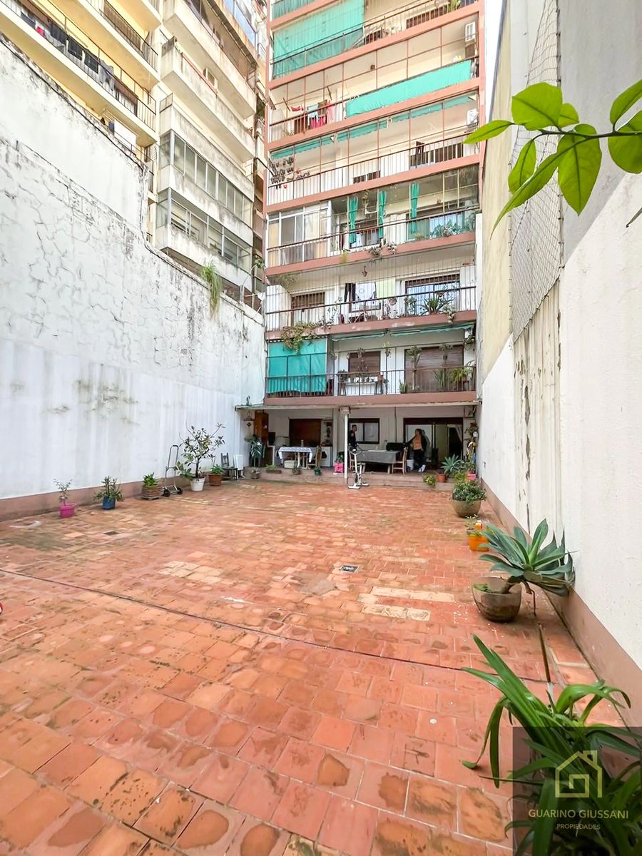Venta departamento a refaccionar con patio. Contrafrente. 215 m2 — foto 7