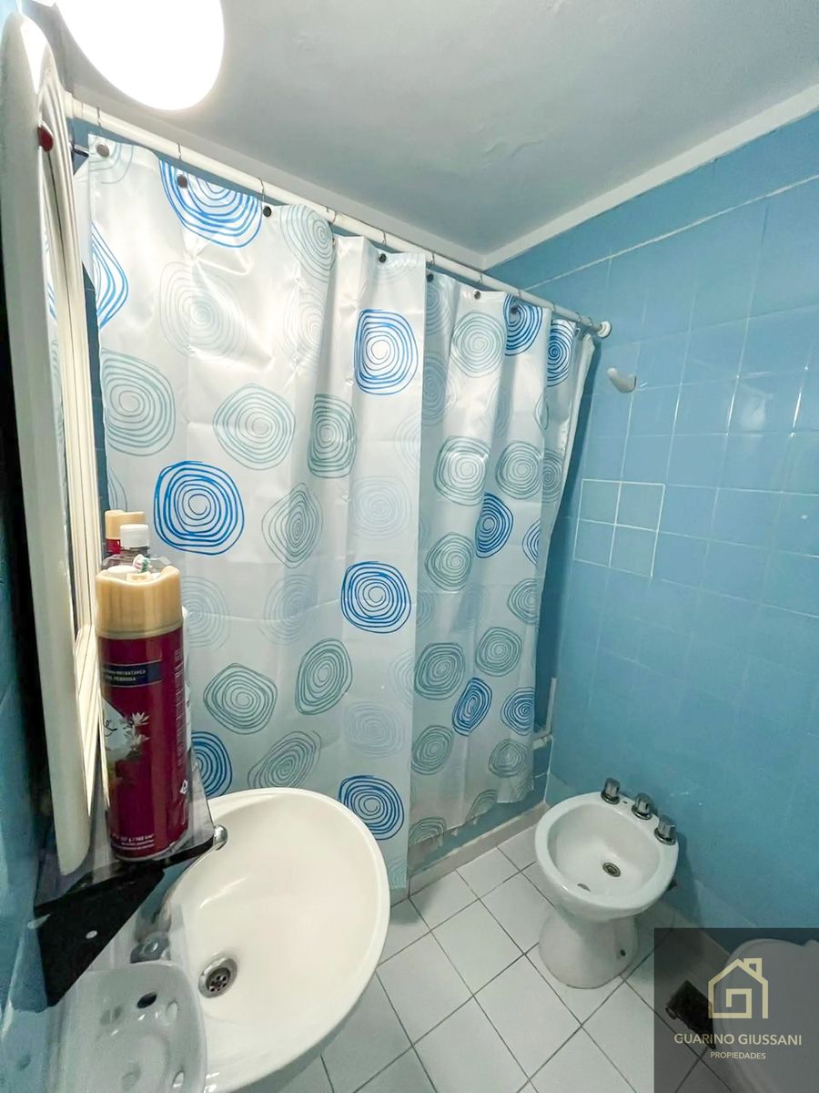 Venta departamento a refaccionar con patio. Contrafrente. 215 m2 — foto 12