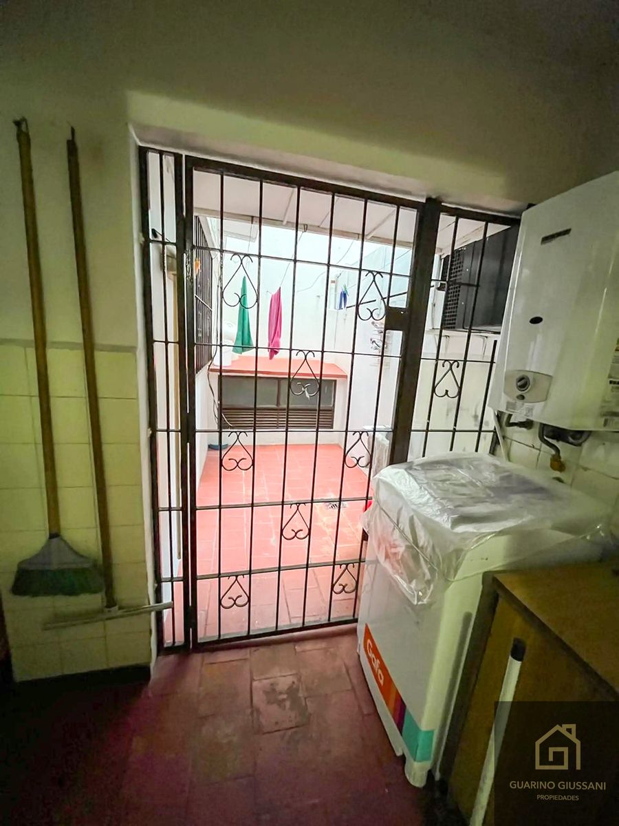 Venta departamento a refaccionar con patio. Contrafrente. 215 m2 — foto 15