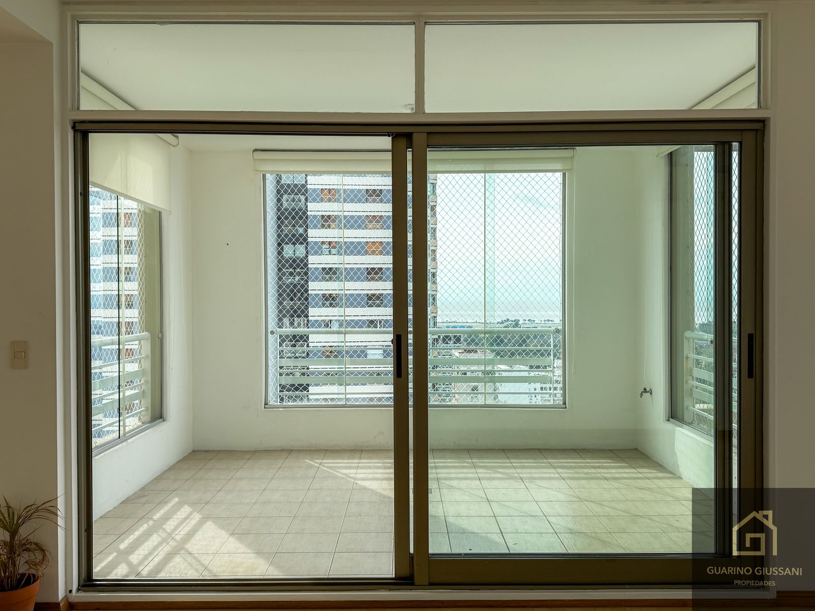 3 AMBIENTES EN TORRE QUARTIER ORO CON COCHERA y BAULERA, MUY LUMIMOSO, VISTA AL RIO - 7
